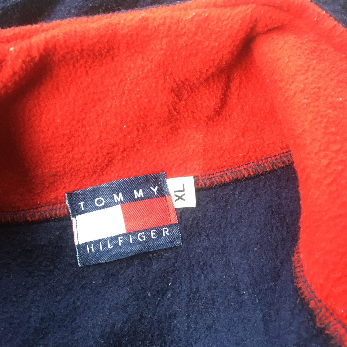 Tommy Hilfiger Tommy Hilfiger Crest Logo Zipper Fleece Sweater Size US XL / EU 56 / 4 - 8 Thumbnail