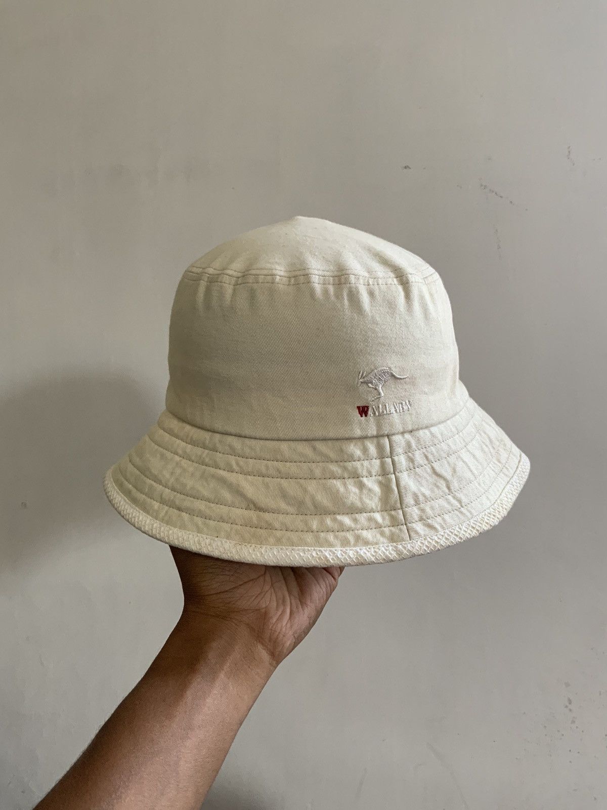 Japanese Brand Wallaby Spellout White Fade Bucket Hat Size ONE SIZE - 6 Thumbnail