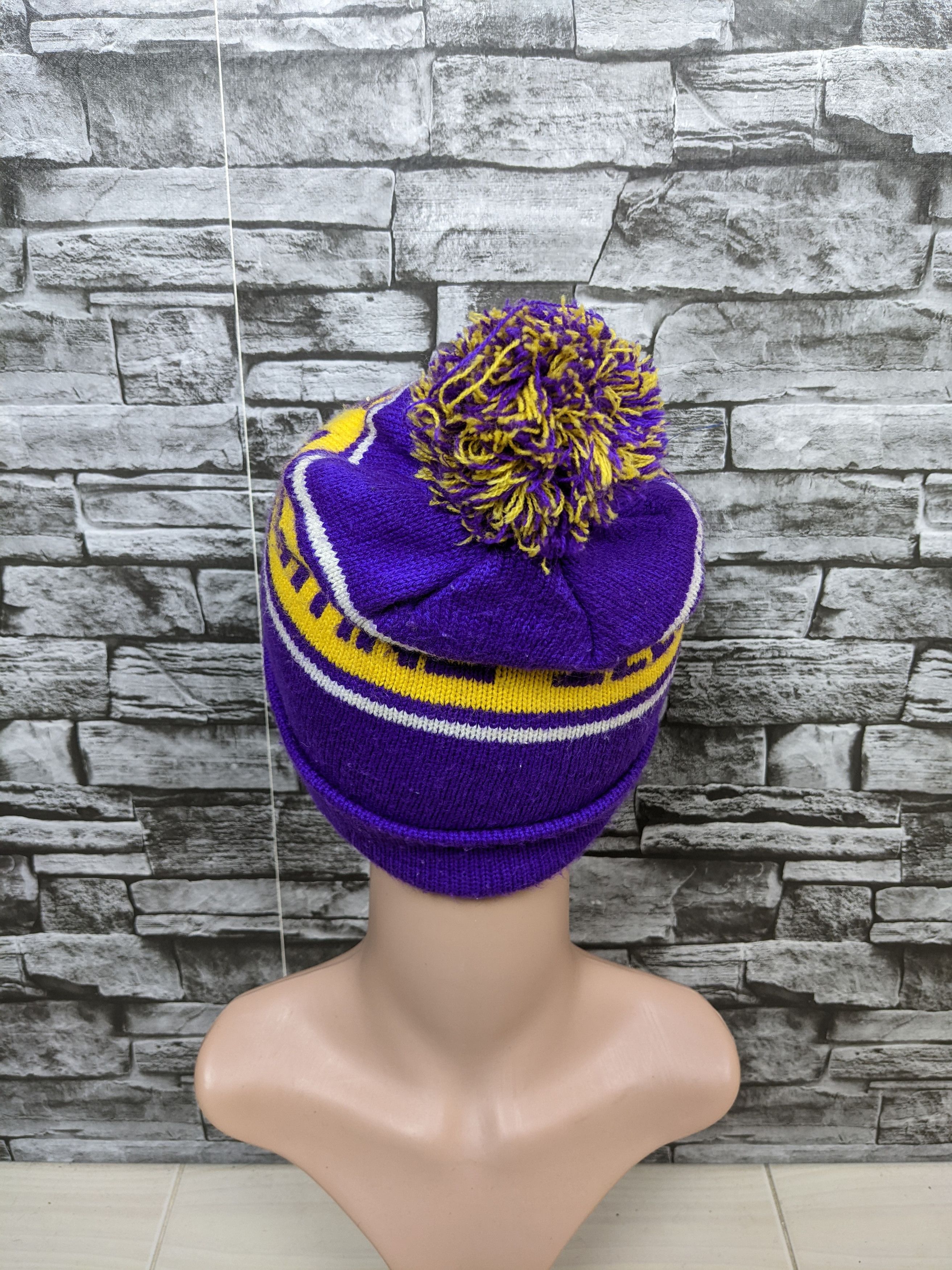 Japanese Brand Vintage Illinois Fighting Beanie Hat Cap Snowcap Ski Size ONE SIZE - 3 Thumbnail