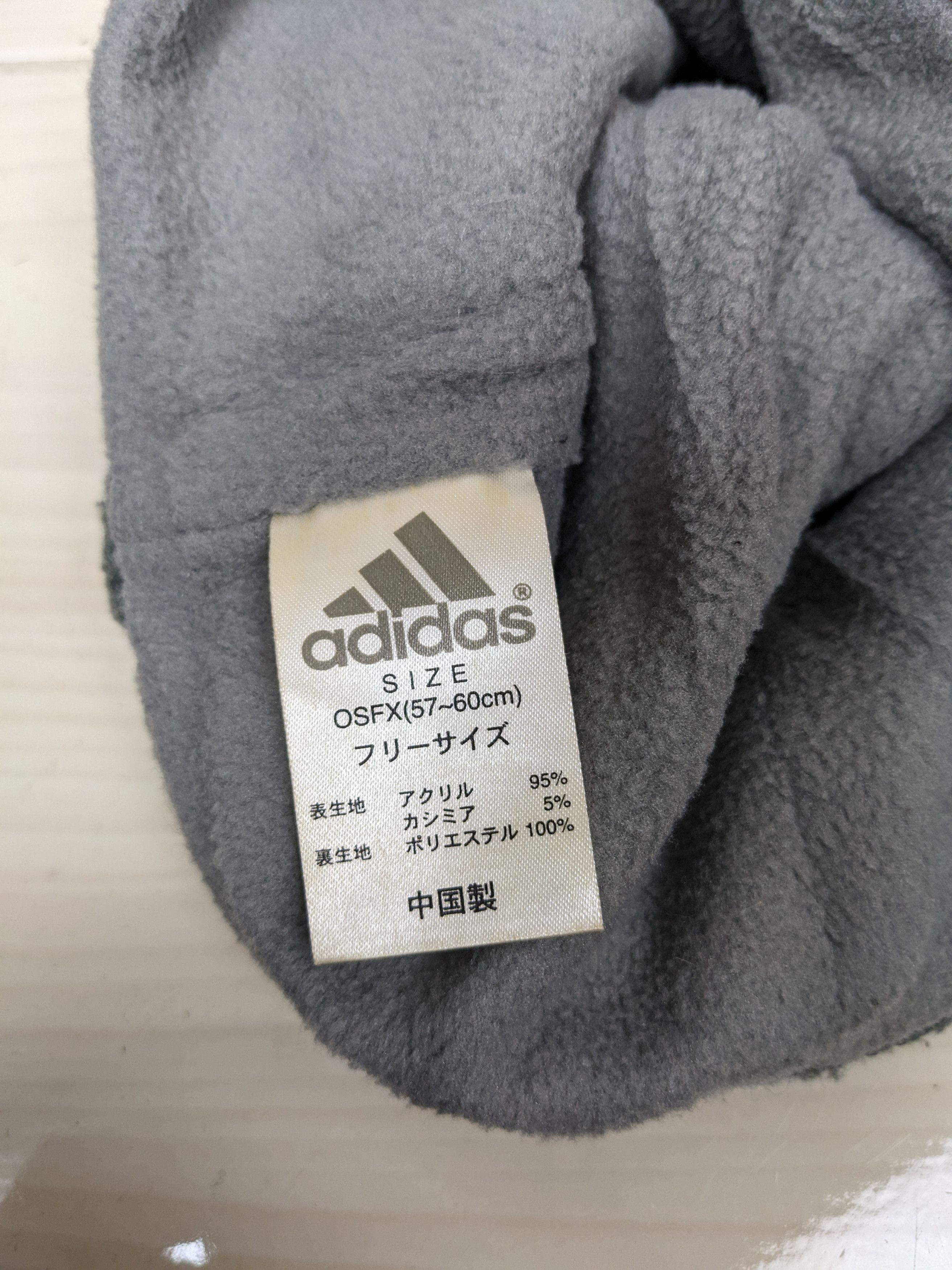 Adidas Vintage Adidas Sportswear Beanie Hat Cap Snowcap Size ONE SIZE - 4 Thumbnail