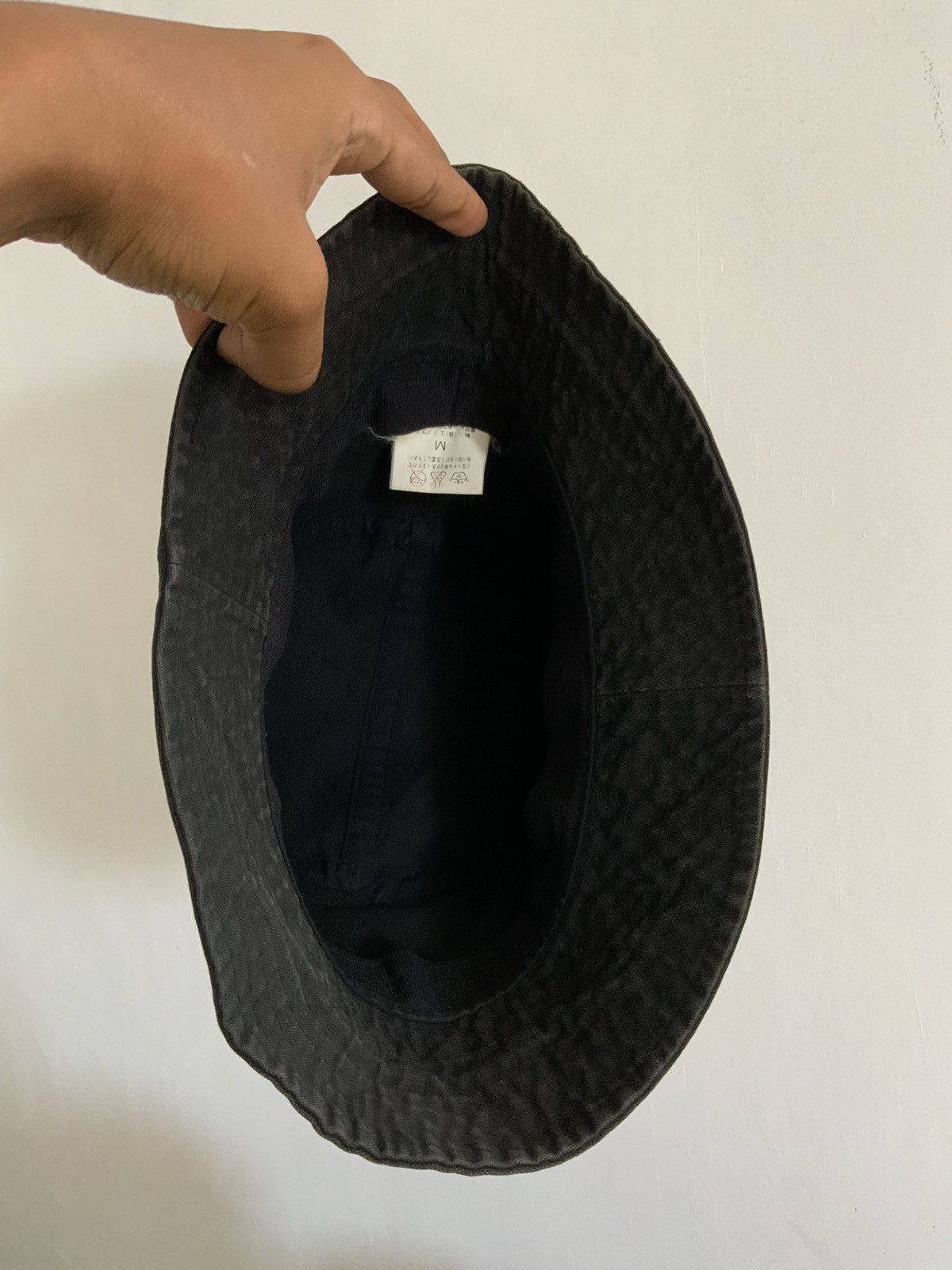 Japanese Brand Plain Single Button Side Fade Outdoor Bucket Hat Size ONE SIZE - 7 Thumbnail