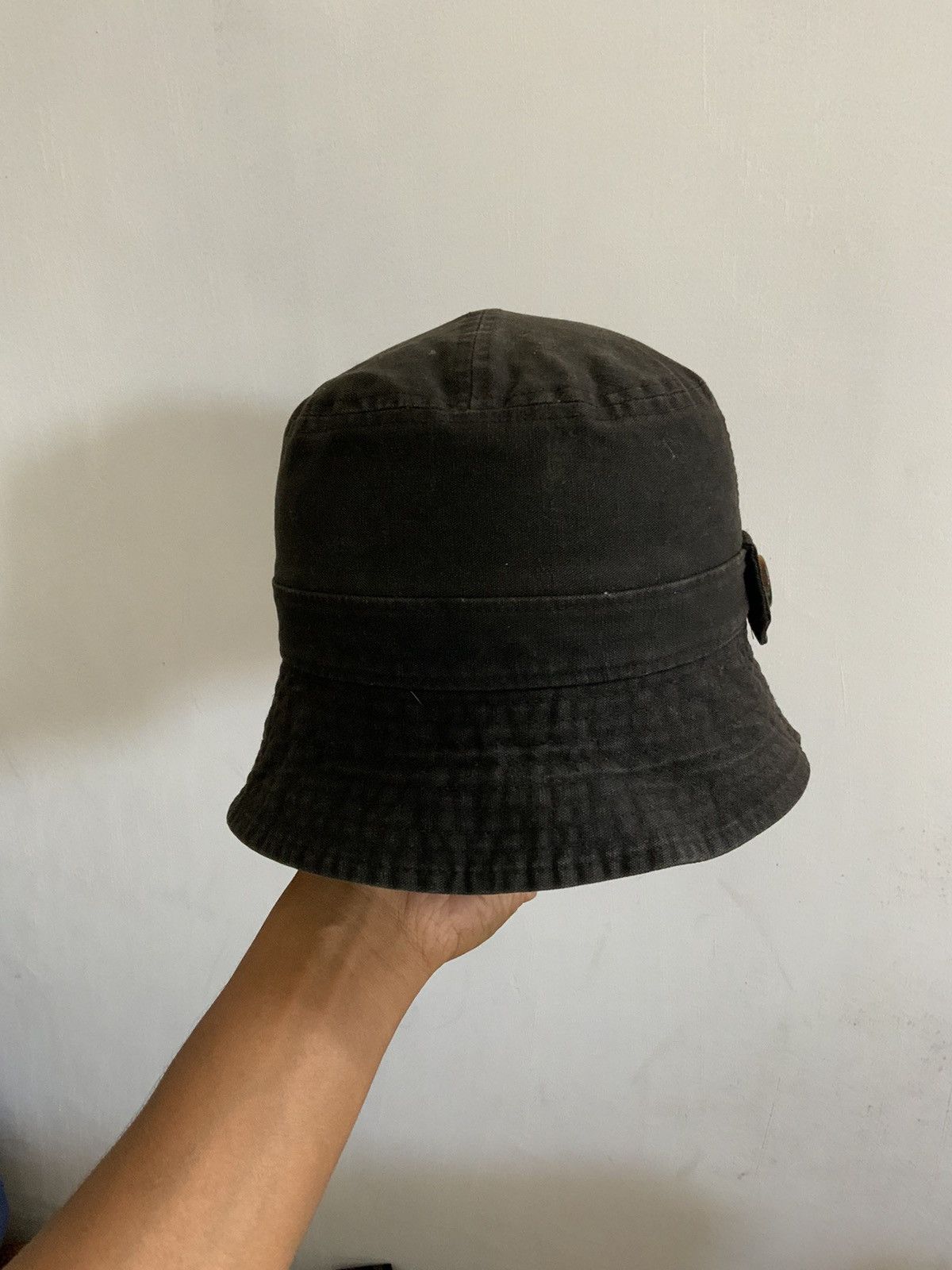 Japanese Brand Plain Single Button Side Fade Outdoor Bucket Hat Size ONE SIZE - 5 Thumbnail