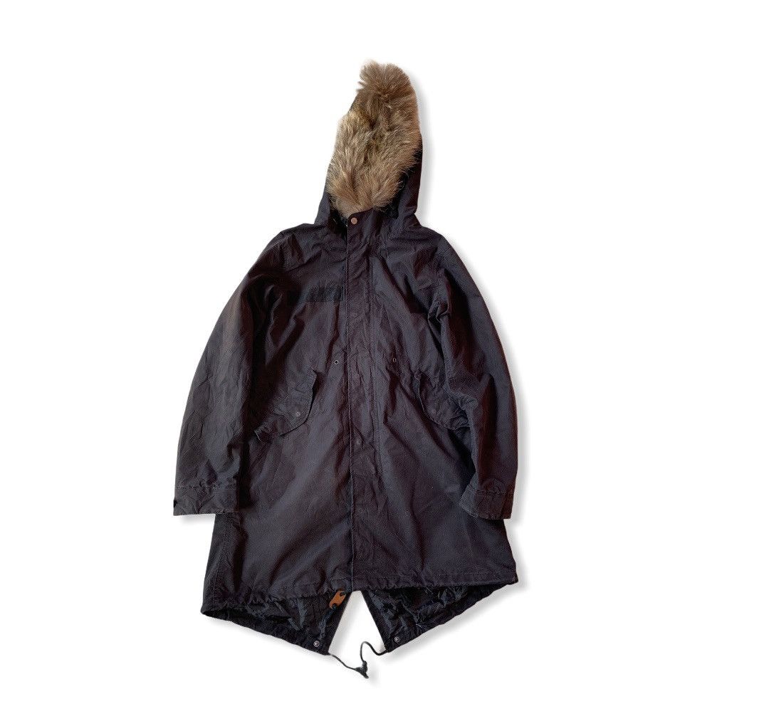 image of Avant Garde x Ships Japan Japanesebrand Ships Japan Fishtail Parka Racoon Fur in Black (Size Small)