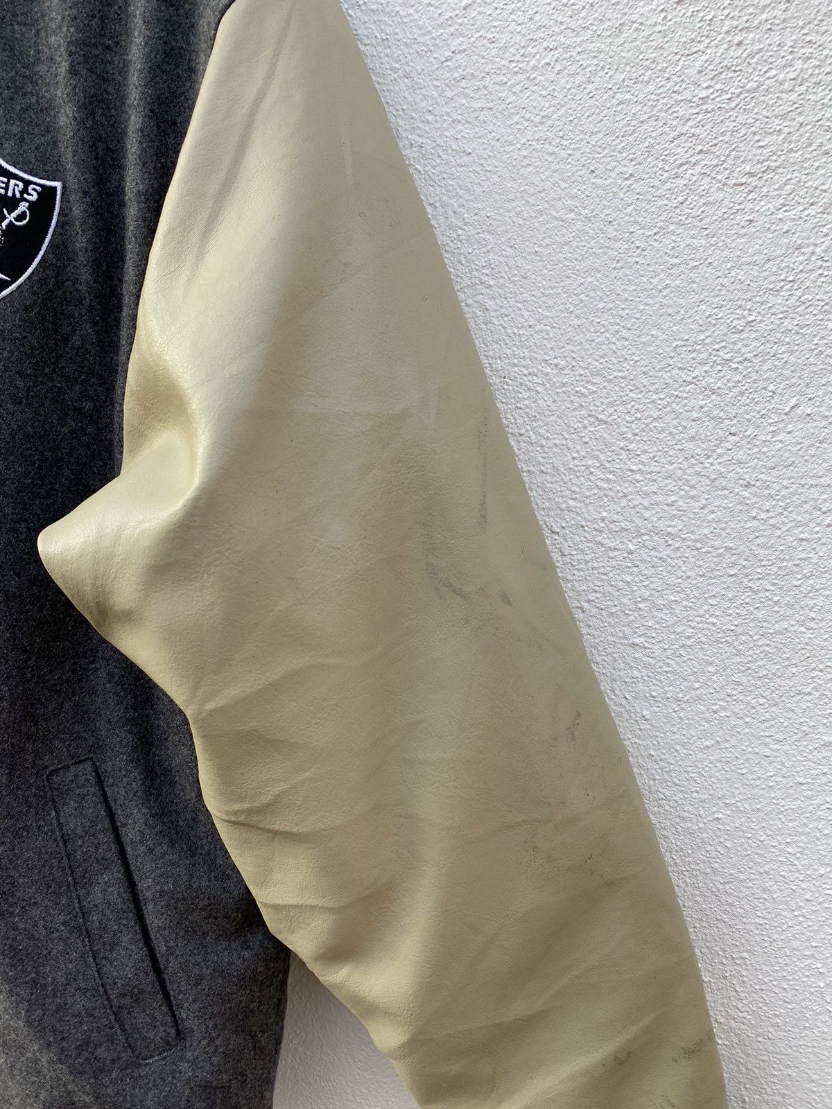 NFL Nike Raiders Riversible Varsity jacket Size US XL / EU 56 / 4 - 7 Thumbnail