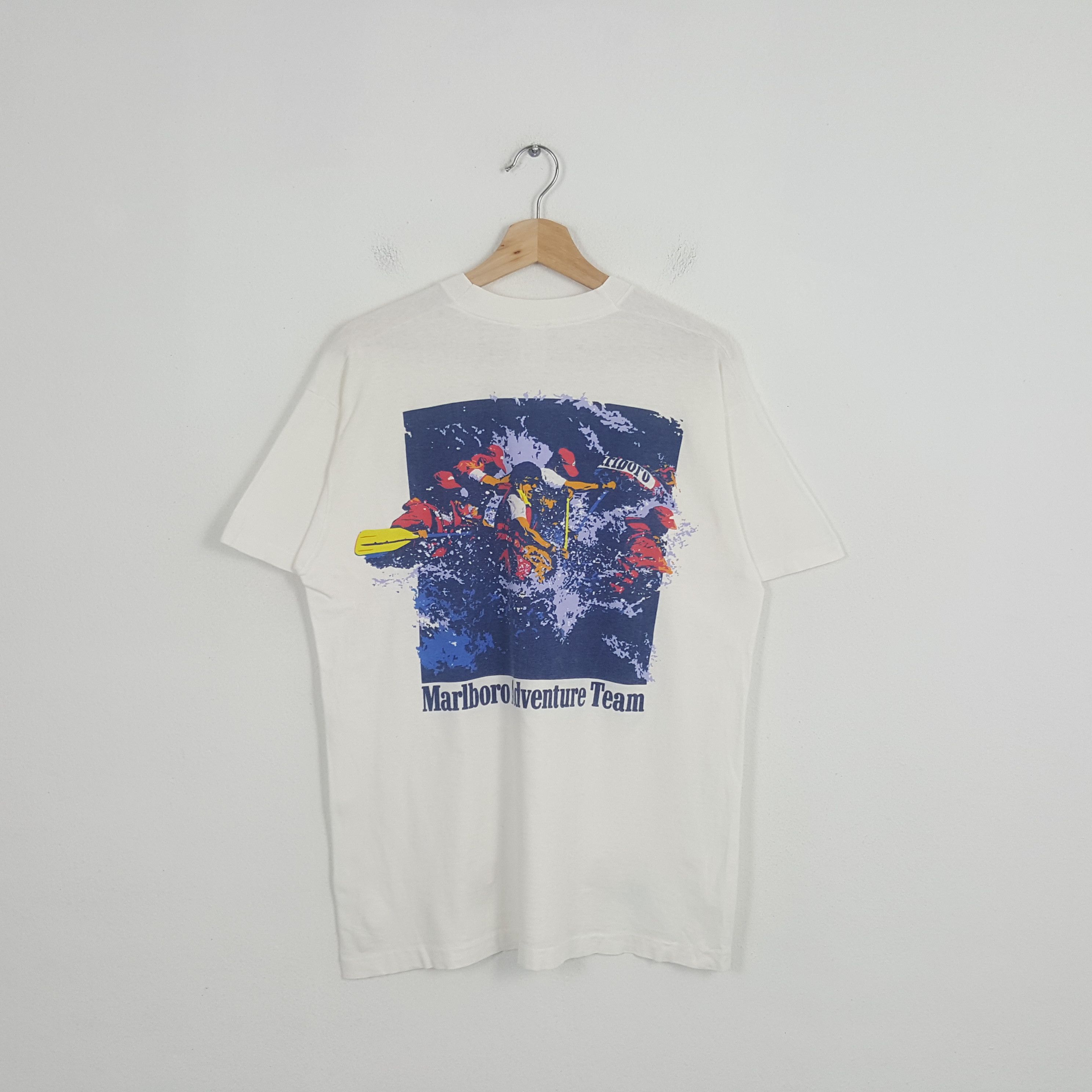Marlboro Vintage Marlboro Adventure Team Tshirt Size US L / EU 52-54 / 3 - 1 Thumbnail