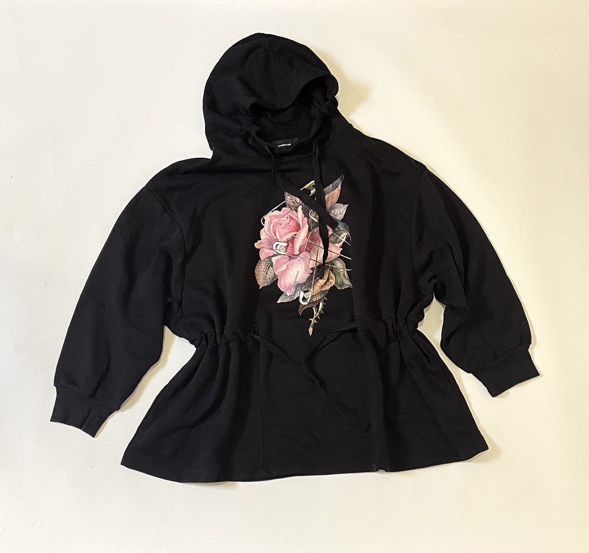 GU × Jun Takahashi × Undercover *FINAL DROP* Undercover x gu GU × Jun Takahashi × Undercover *FINAL DROP* Undercover x gu