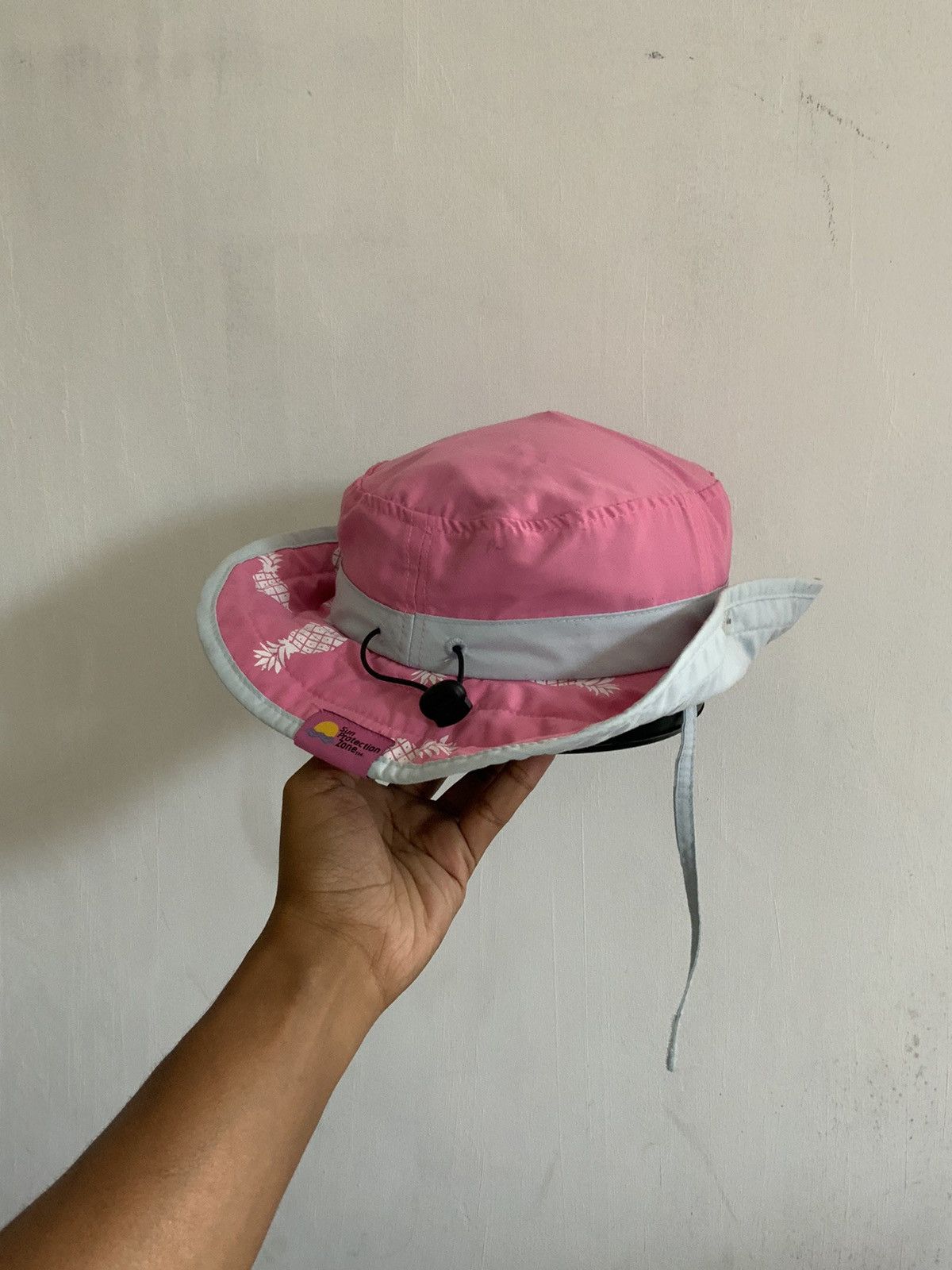 Hat Club Sun Protection Zone Pinky Outdoor Life Bucket Hat Size ONE SIZE - 1 Thumbnail