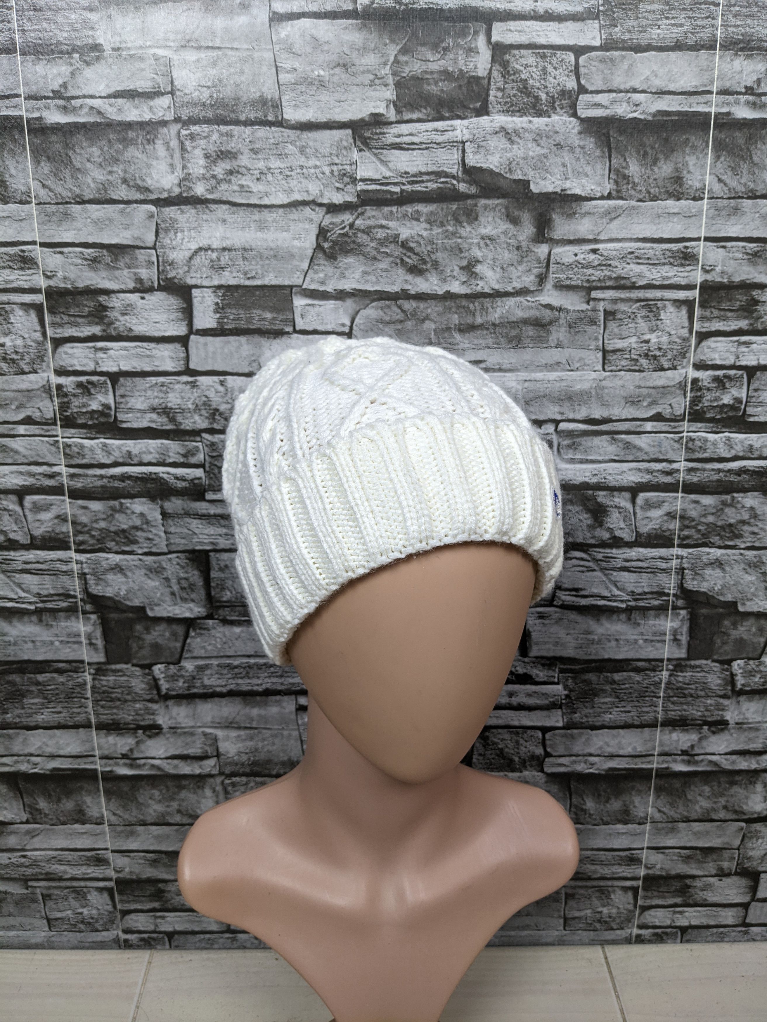 Champion Vintage Champion Beanie Hat Cap Snowcap Size ONE SIZE - 1 Thumbnail