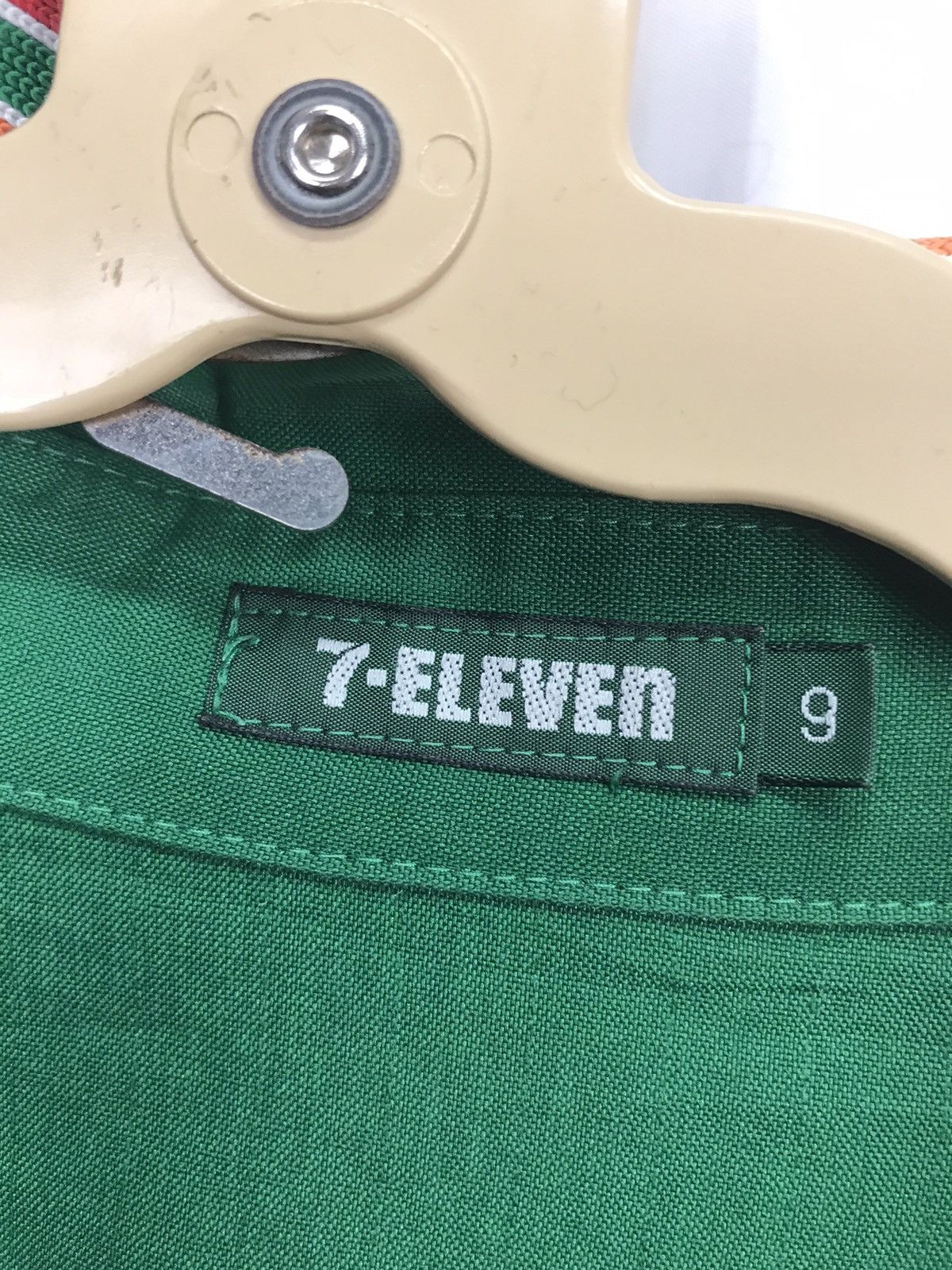 Japanese Brand Vintage 7-eleven long sleeve zipper uniform Size US S / EU 44-46 / 1 - 4 Thumbnail