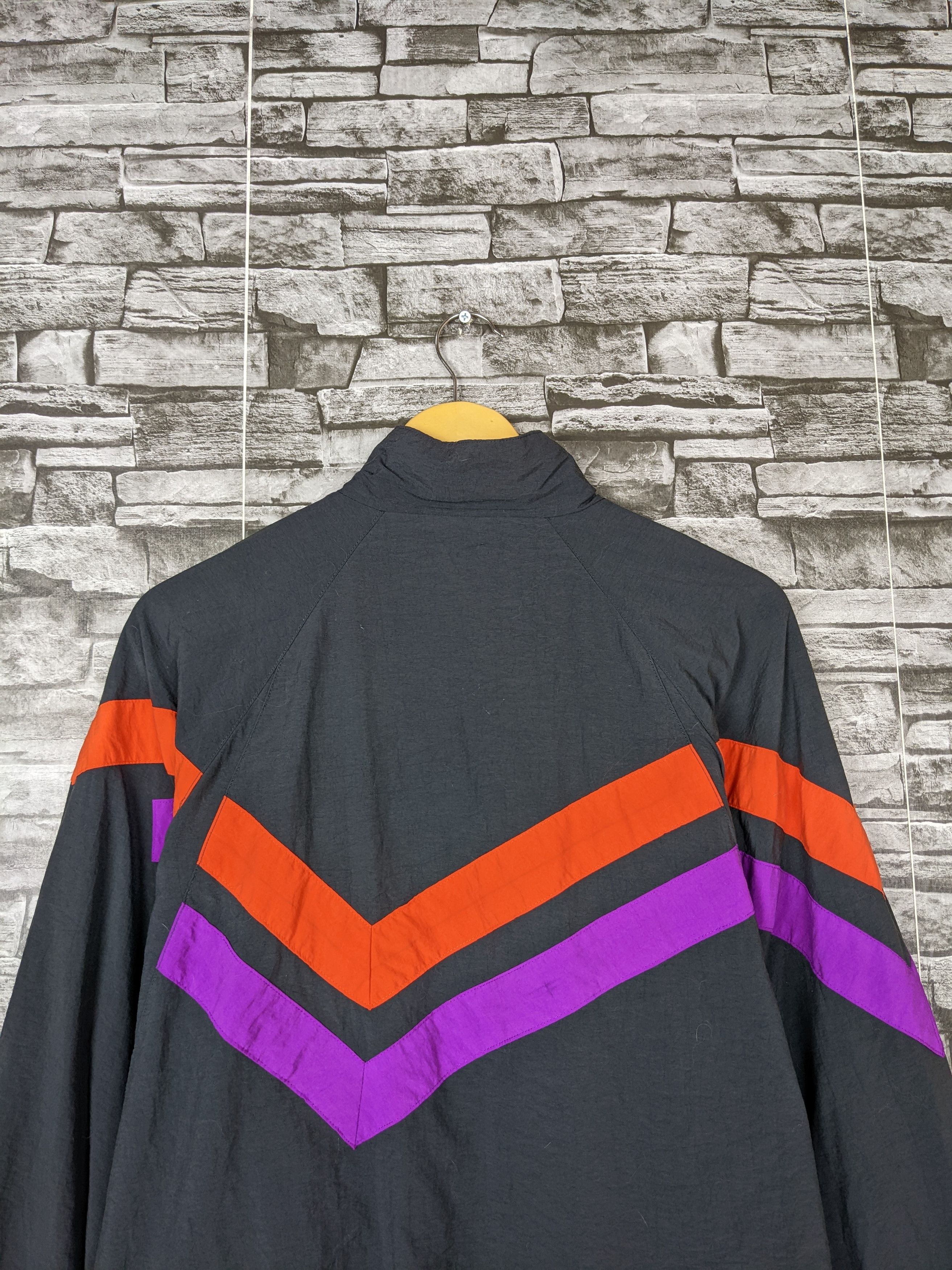 Nike Vintage Nike Grey Tag Jacket Sweater Outerwear Sport Size US S / EU 44-46 / 1 - 6 Thumbnail