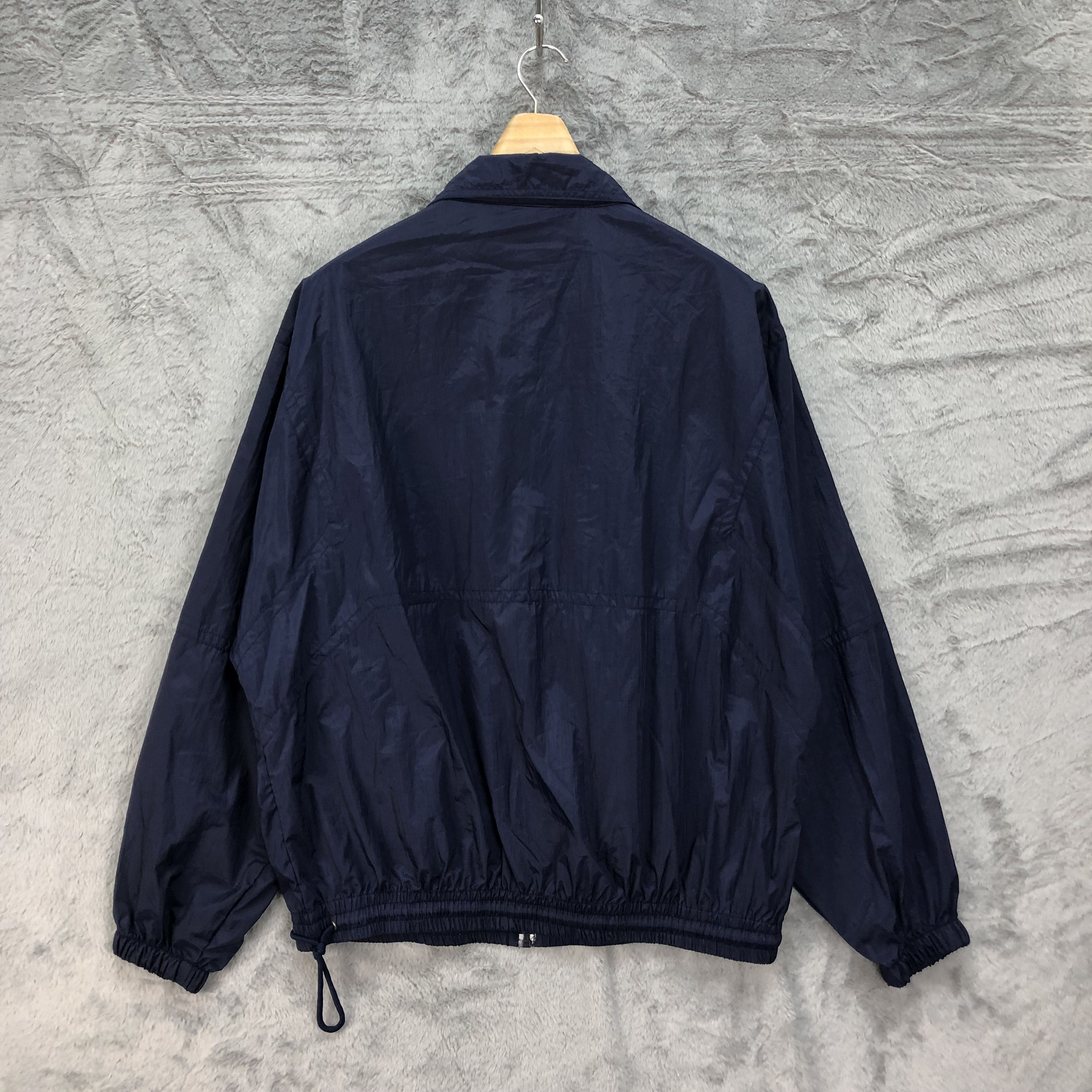 Nike Vintage 90's Nike Silver Tag Windbreaker Jacket #4628-161 Size US L / EU 52-54 / 3 - 11 Thumbnail