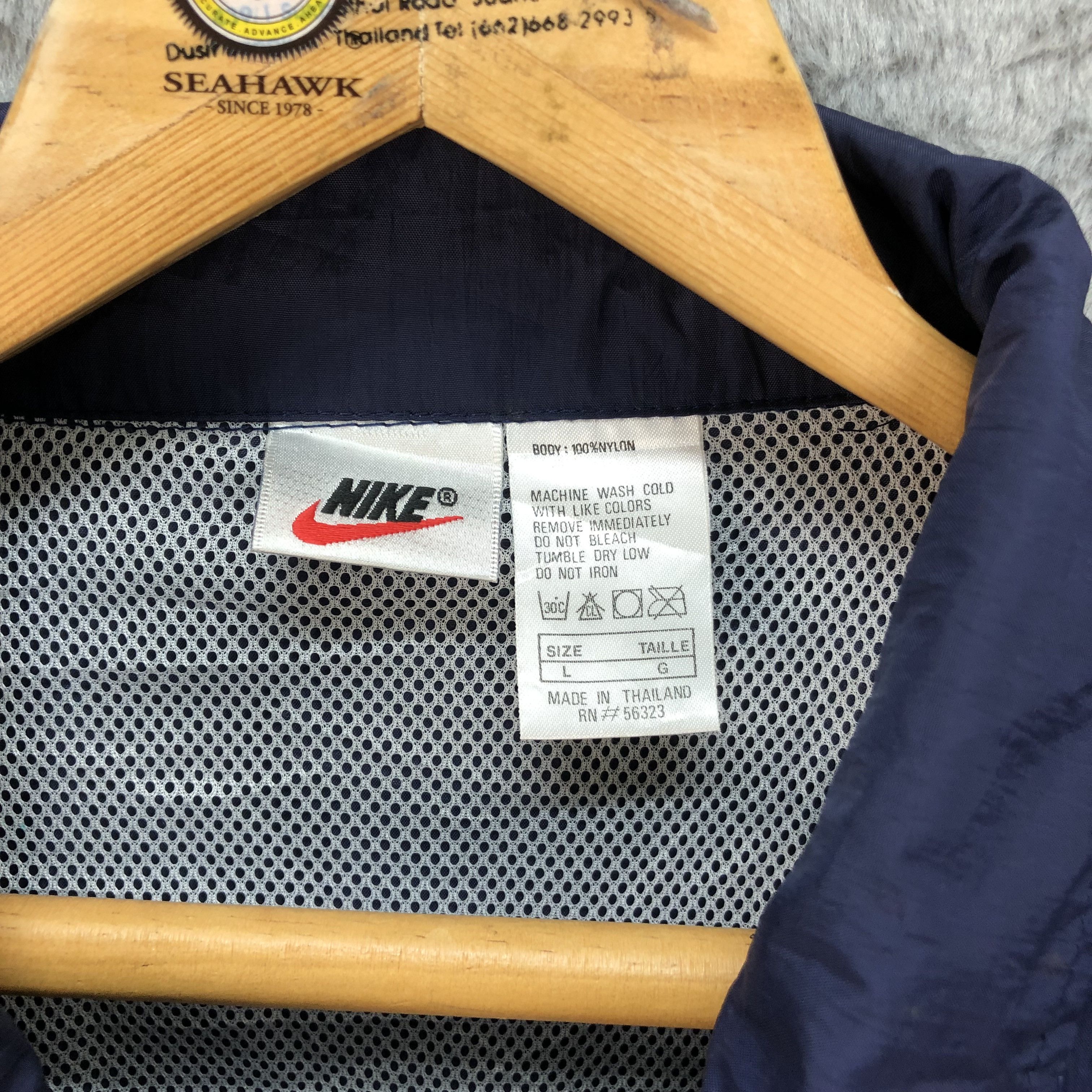 Nike Vintage 90's Nike Silver Tag Windbreaker Jacket #4628-161 Size US L / EU 52-54 / 3 - 8 Thumbnail