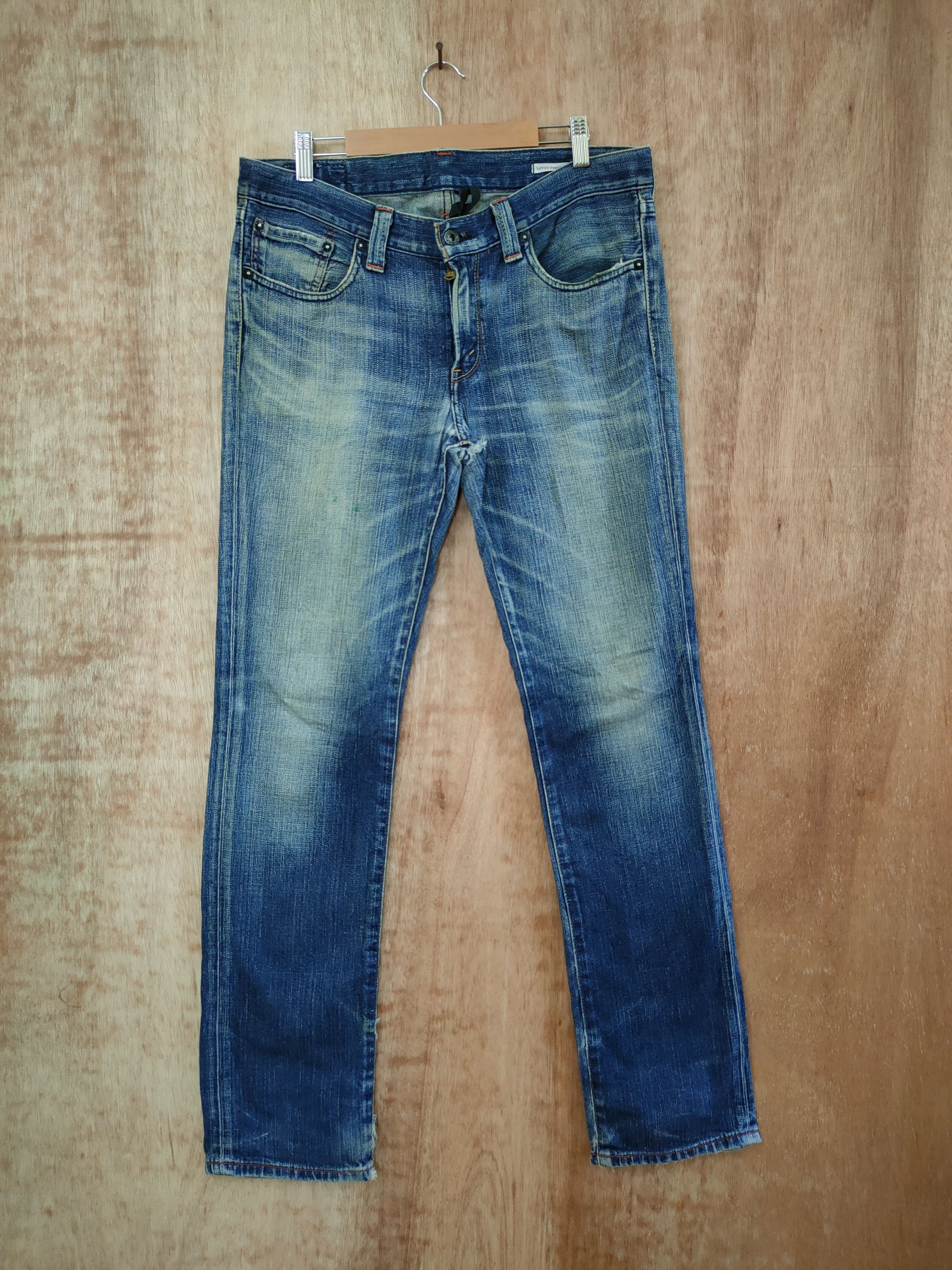 Levi's Levis premium blue denim jeans pants #46-823 Size US 32 / EU 48 - 1 Thumbnail