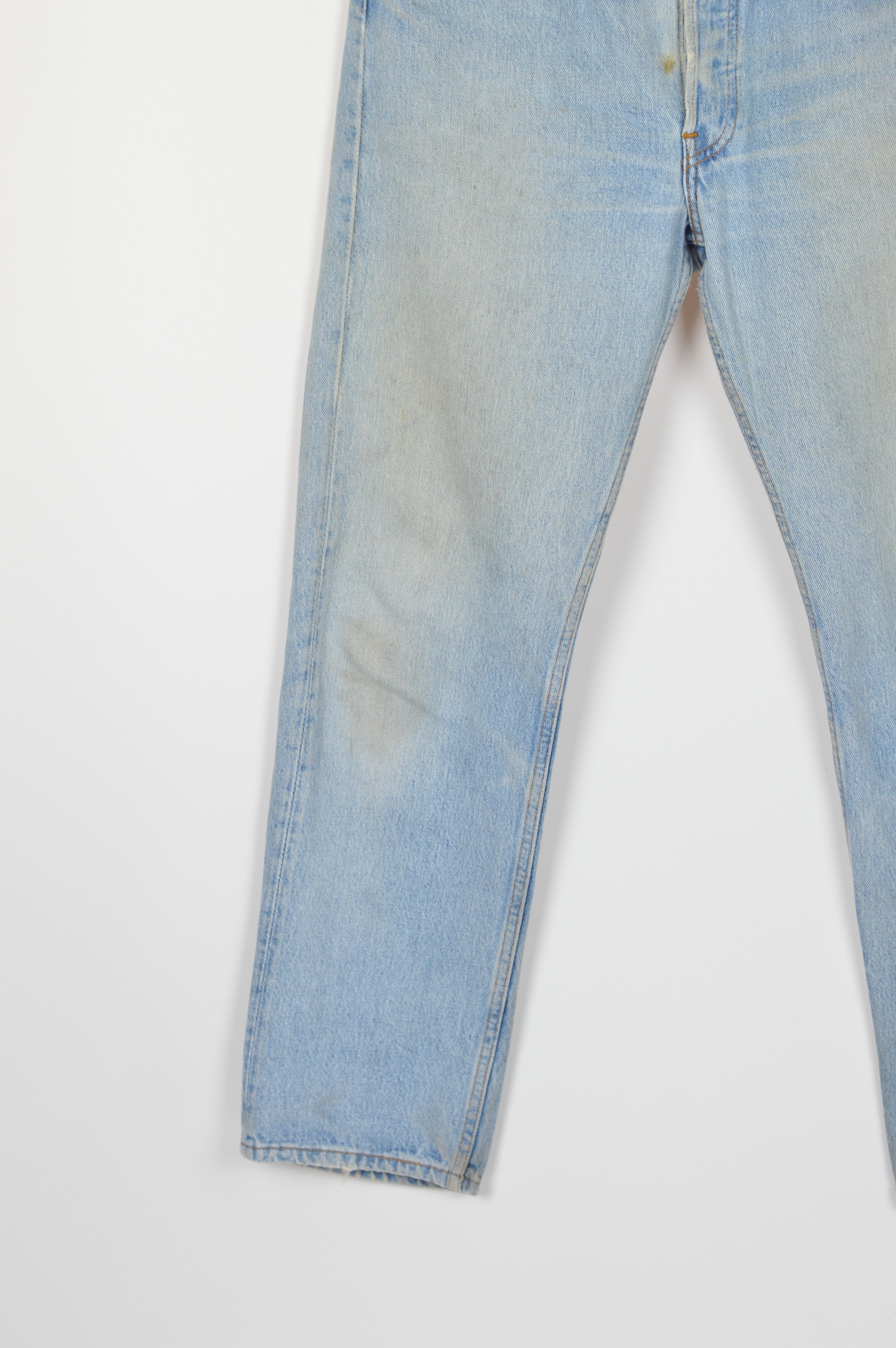 Levi's × Levi's Vintage Clothing × Vintage Vintage Levi's 501 Light Washed Blue Denim Jeans Pants USA Size US 33 - 3 Thumbnail