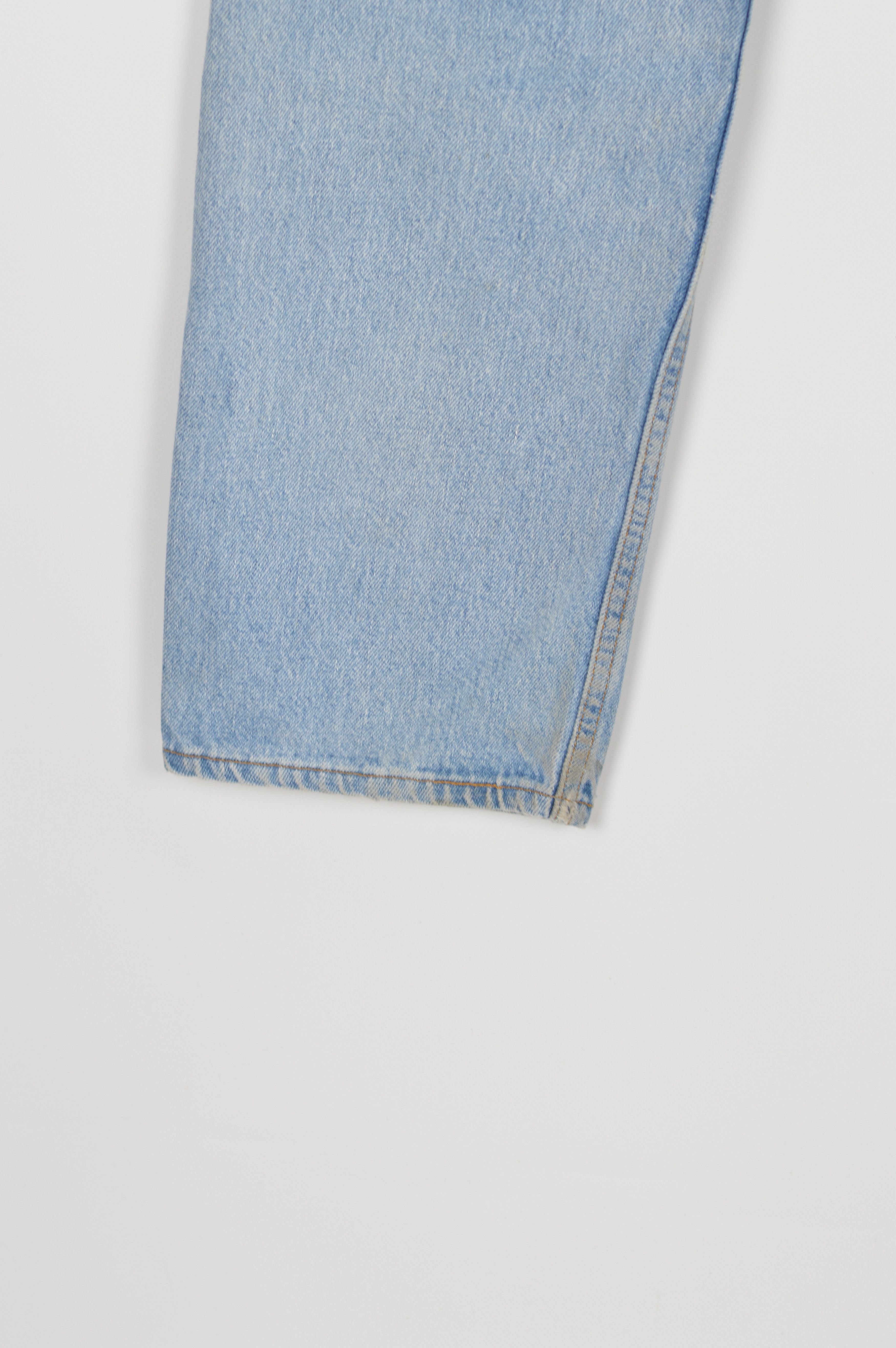 Levi's × Levi's Vintage Clothing × Vintage Vintage Levi's 501 Light Washed Blue Denim Jeans Pants USA Size US 33 - 14 Thumbnail