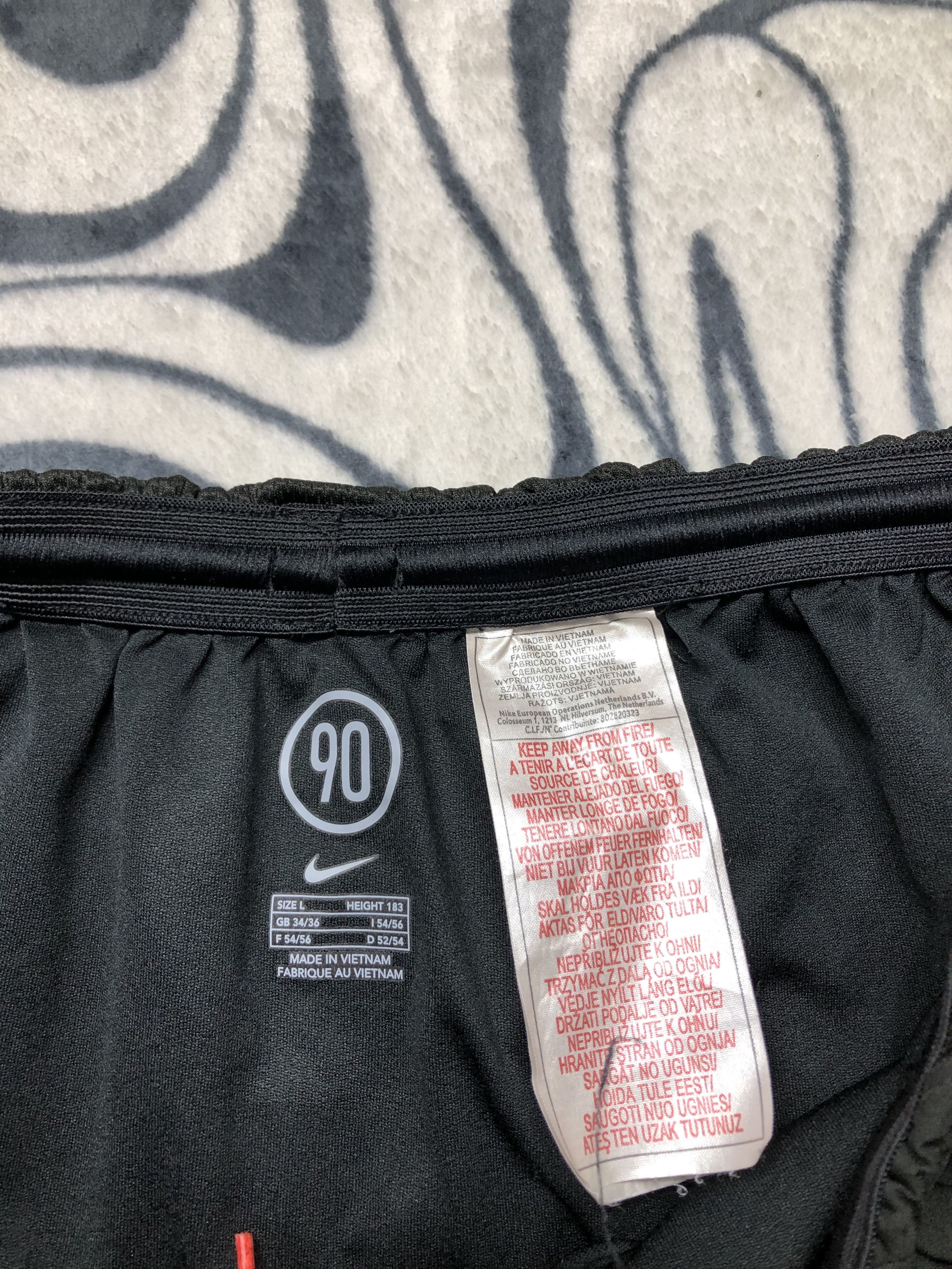 Nike × Vintage Nike BVB Vintage Nylon Shorts Y2K Size US 34 / EU 50 - 4 Thumbnail