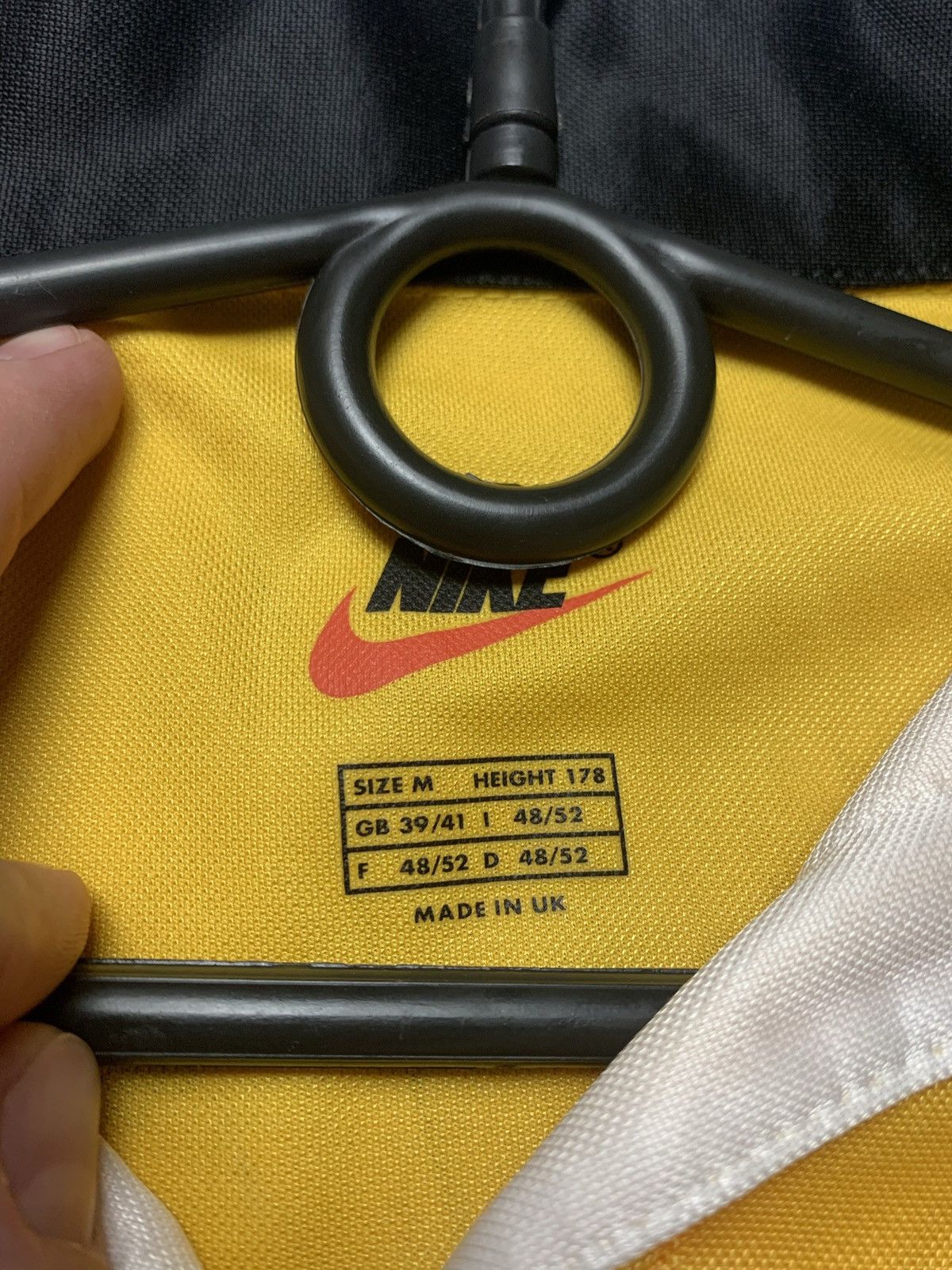 Nike × Vintage Vintage Nike Borussia Dortmund soccer jersey Shirt size M Size US M / EU 48-50 / 2 - 4 Thumbnail