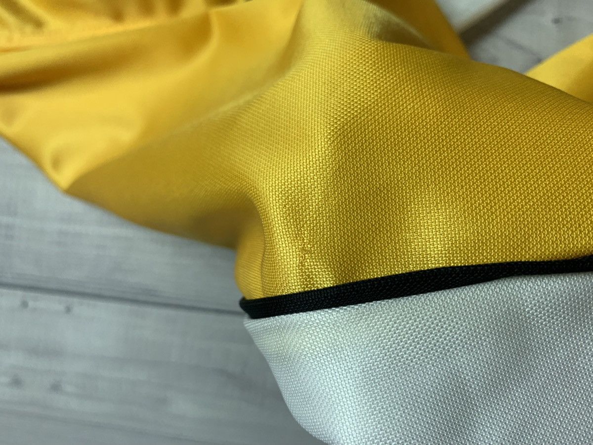 Nike × Vintage Vintage Nike Borussia Dortmund soccer jersey Shirt size M Size US M / EU 48-50 / 2 - 10 Thumbnail