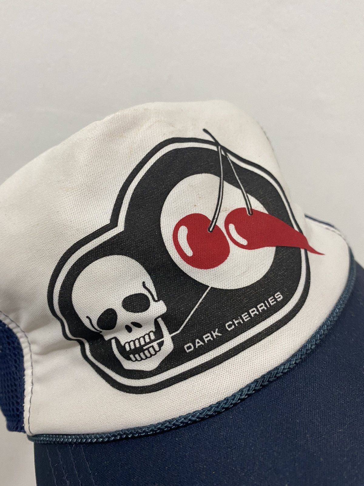 Japanese Brand 🔥Vintage🔥 Skull Drink Dark Cherries Trucked Hat Size ONE SIZE - 7 Thumbnail