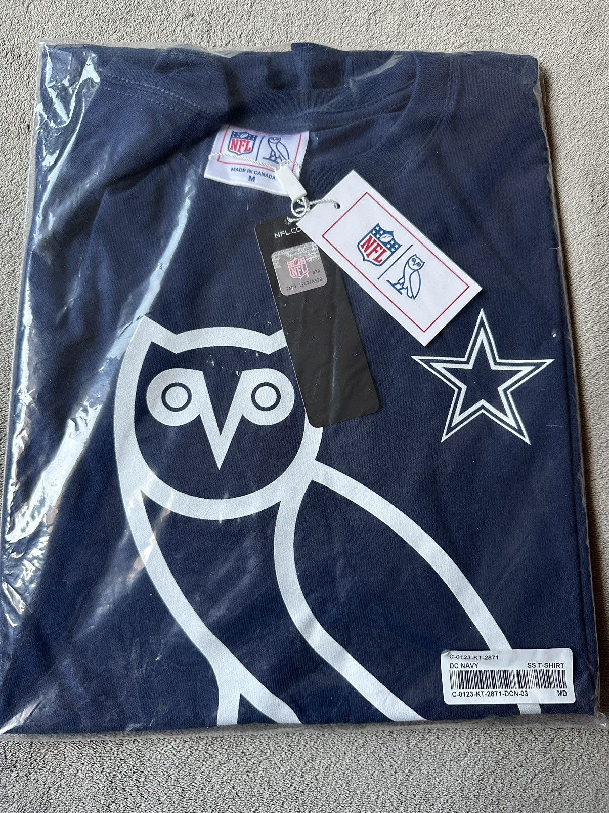 NFL × October's Very Own *RARE* OVO x NFL Dallas Cowboys OG Owl T-Shirt new with tags Size US M / EU 48-50 / 2 - 1 Thumbnail
