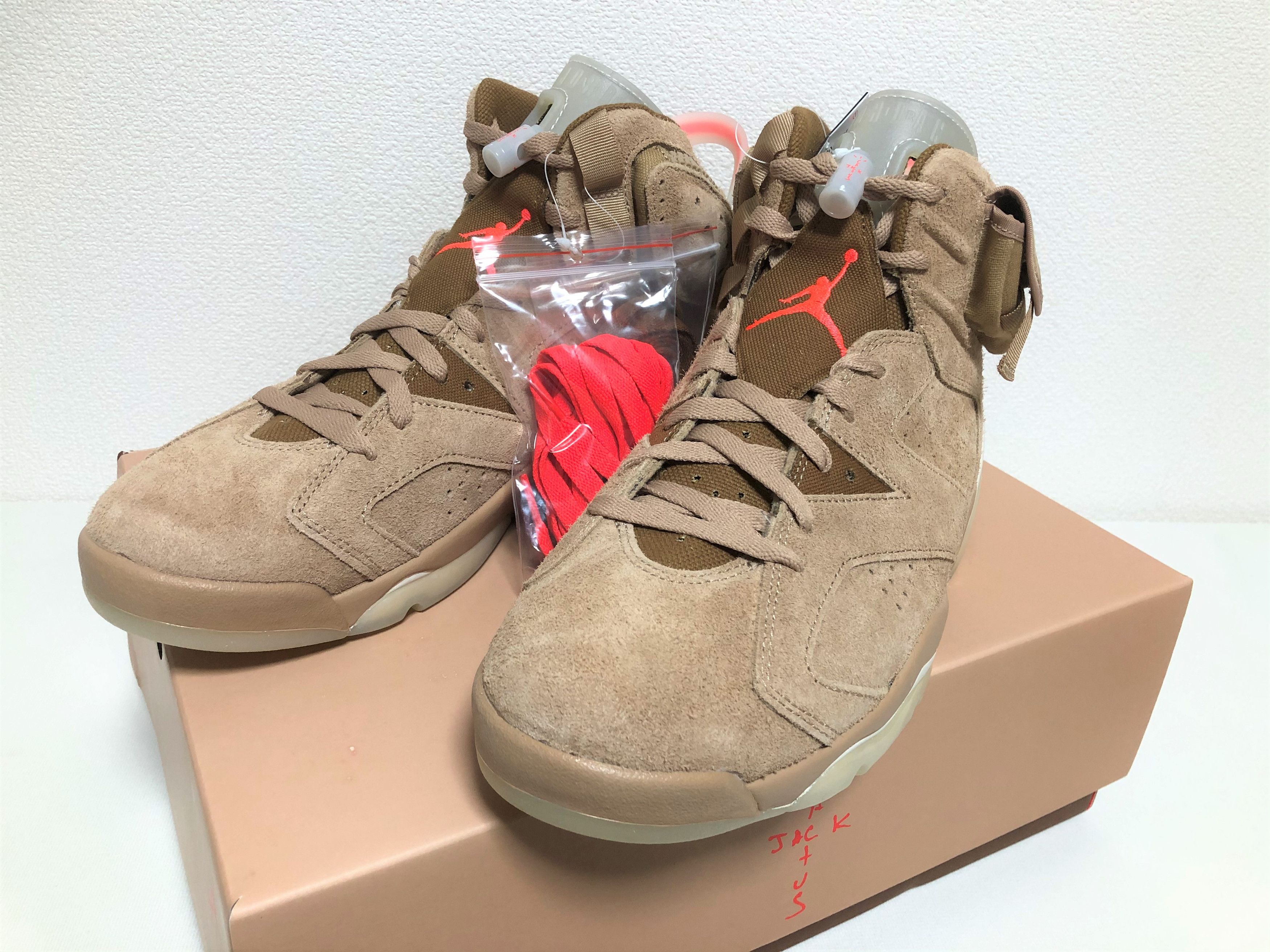 Jordan Brand Nike Air Jordan 6 Retro Travis Scott British Khaki 10.5 Size US 10.5 / EU 43-44 - 1 Thumbnail