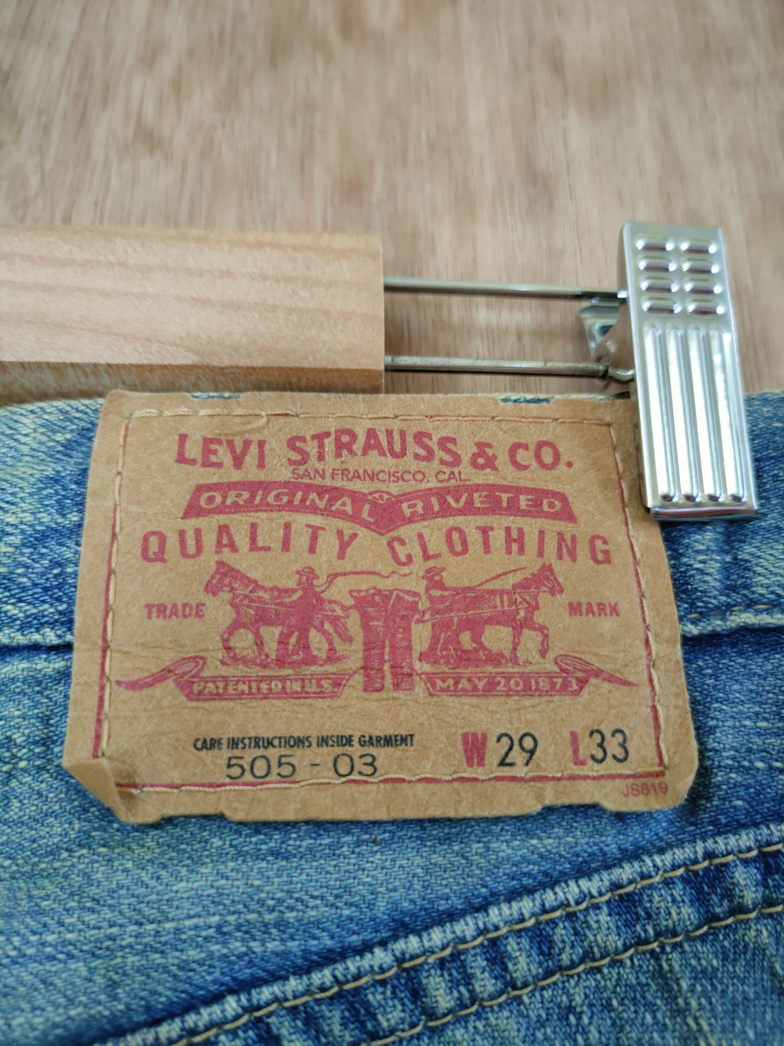 Levi's 505 Levis distressed faded dirty denim pants #46-645 Size US 29 - 12 Thumbnail
