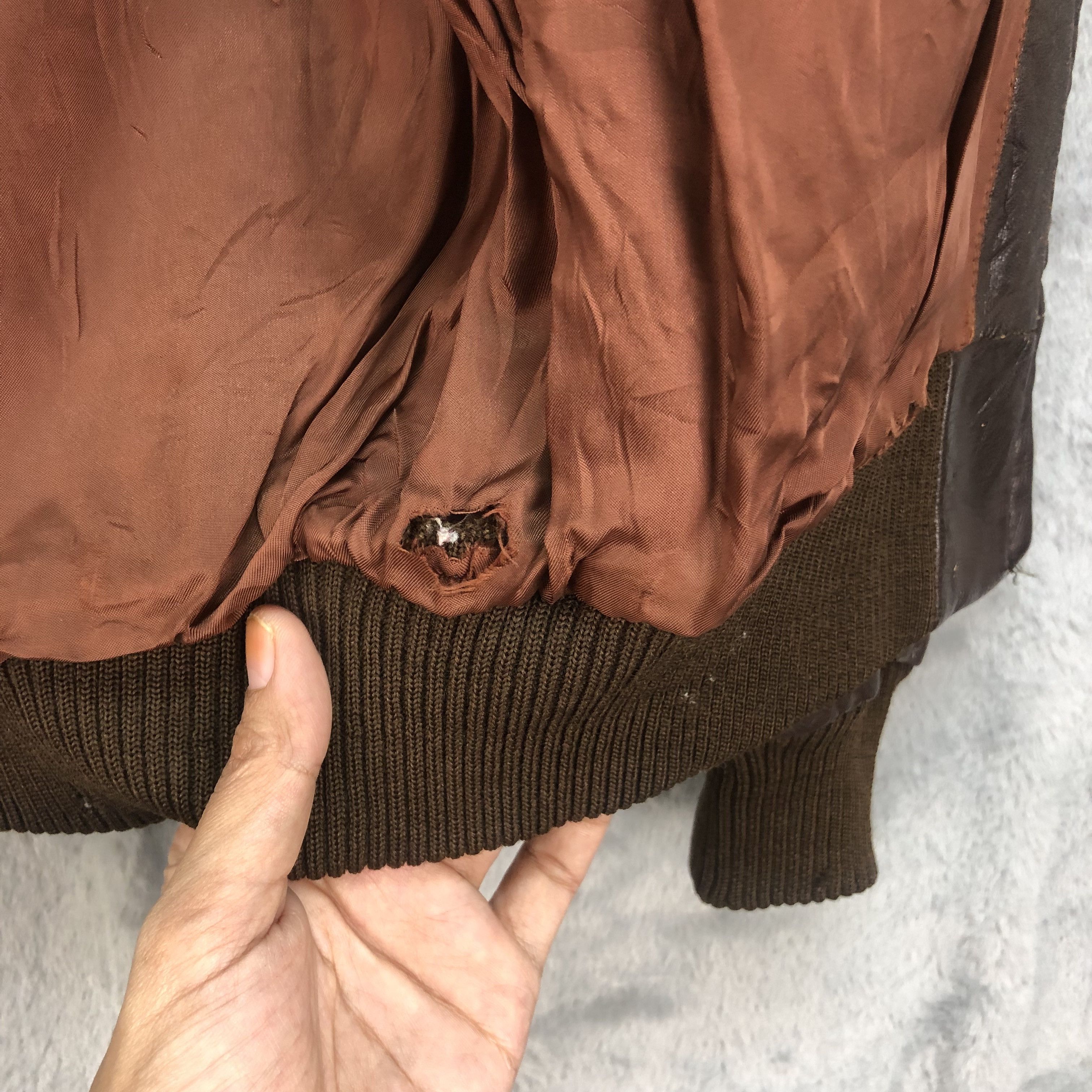 Vintage Vintage 90's Perma Stone Leather Jacket #4720-165 Size US L / EU 52-54 / 3 - 11 Thumbnail
