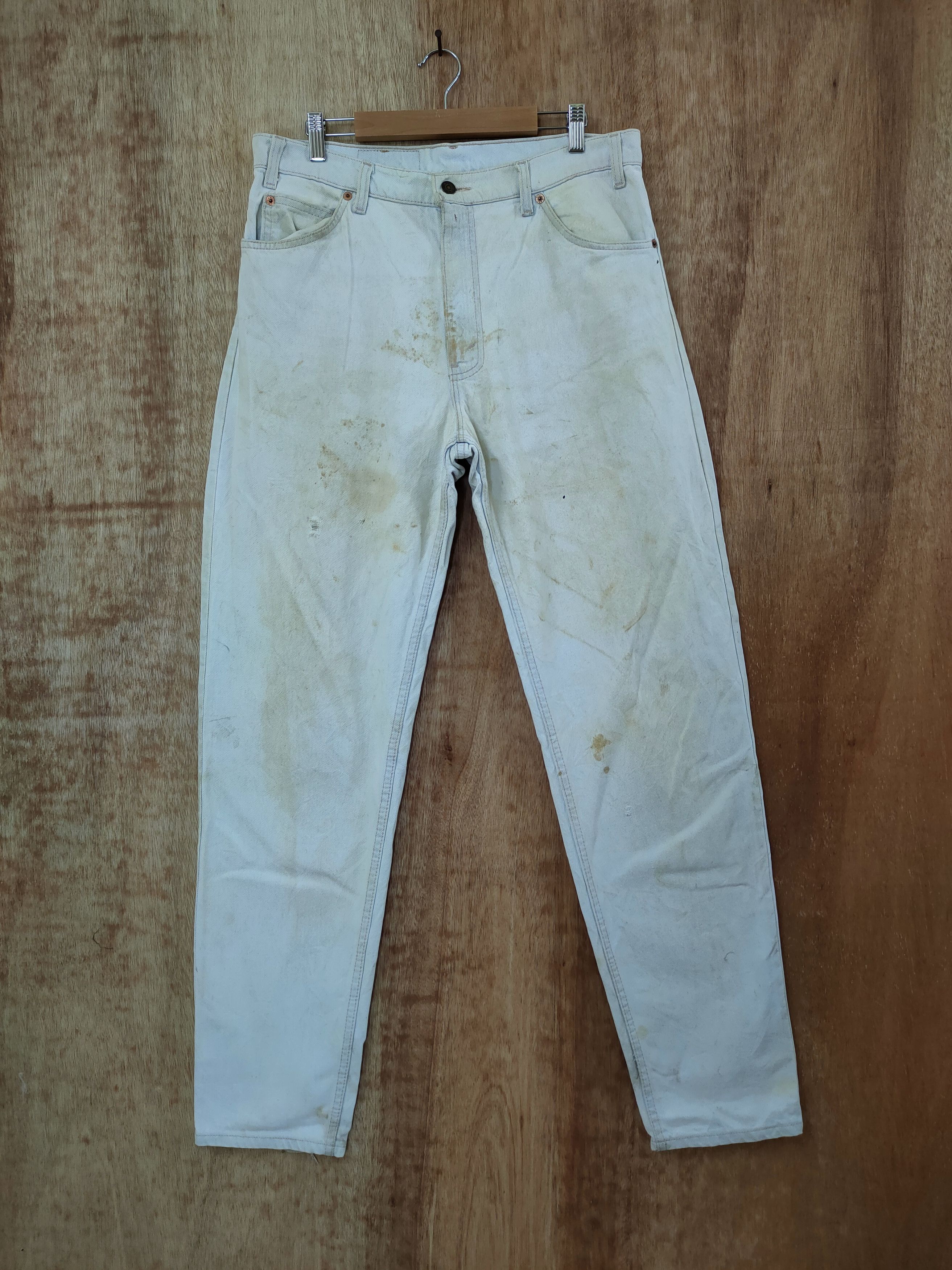 image of 550 Levis Orange Tab Vintage Dirty Distressed Denim 46-820 in Dirty White, Men's (Size 34)