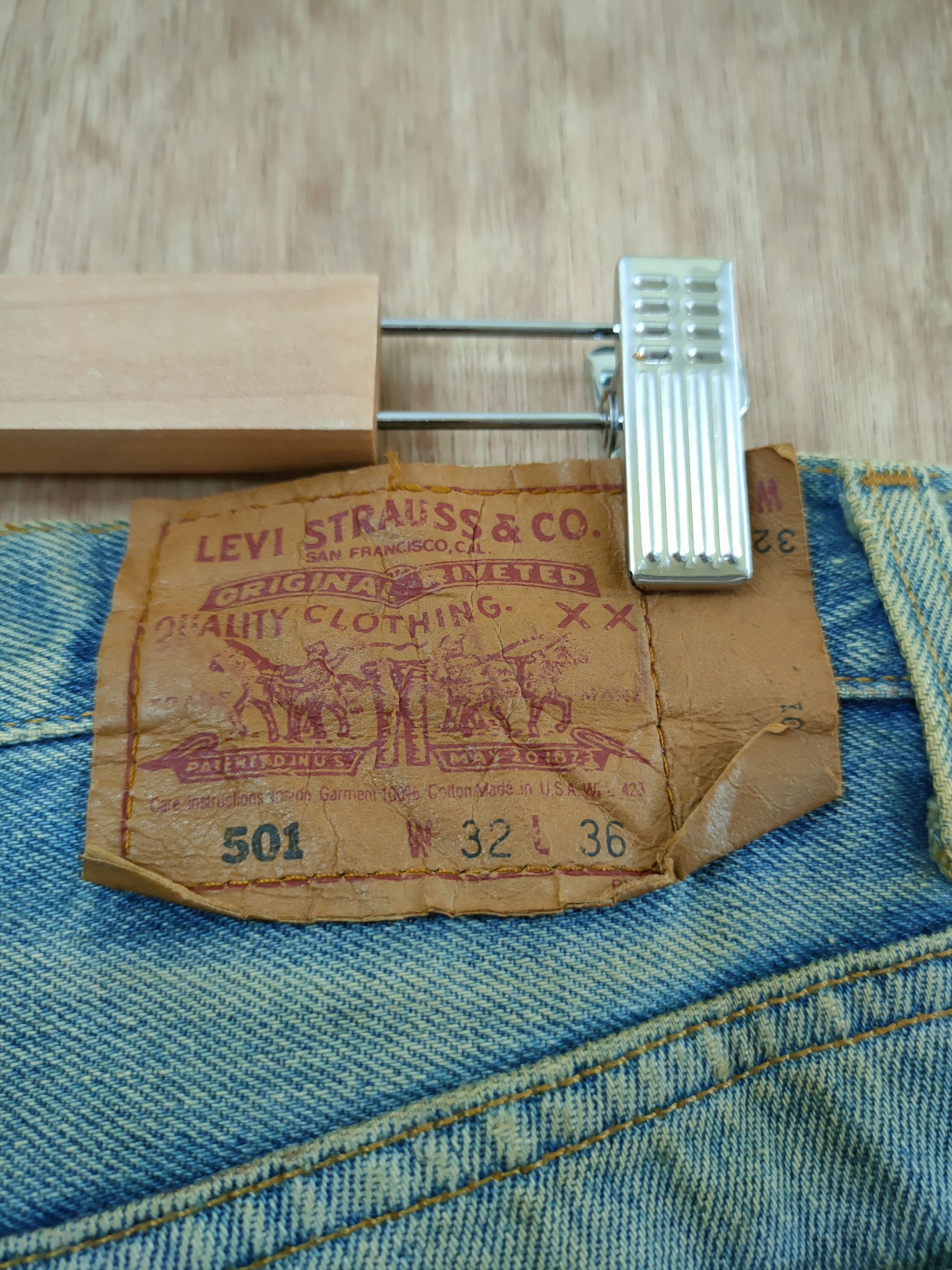 Levi's 501 levis vintage distressed denim pants #46-819 Size US 31 - 11 Thumbnail