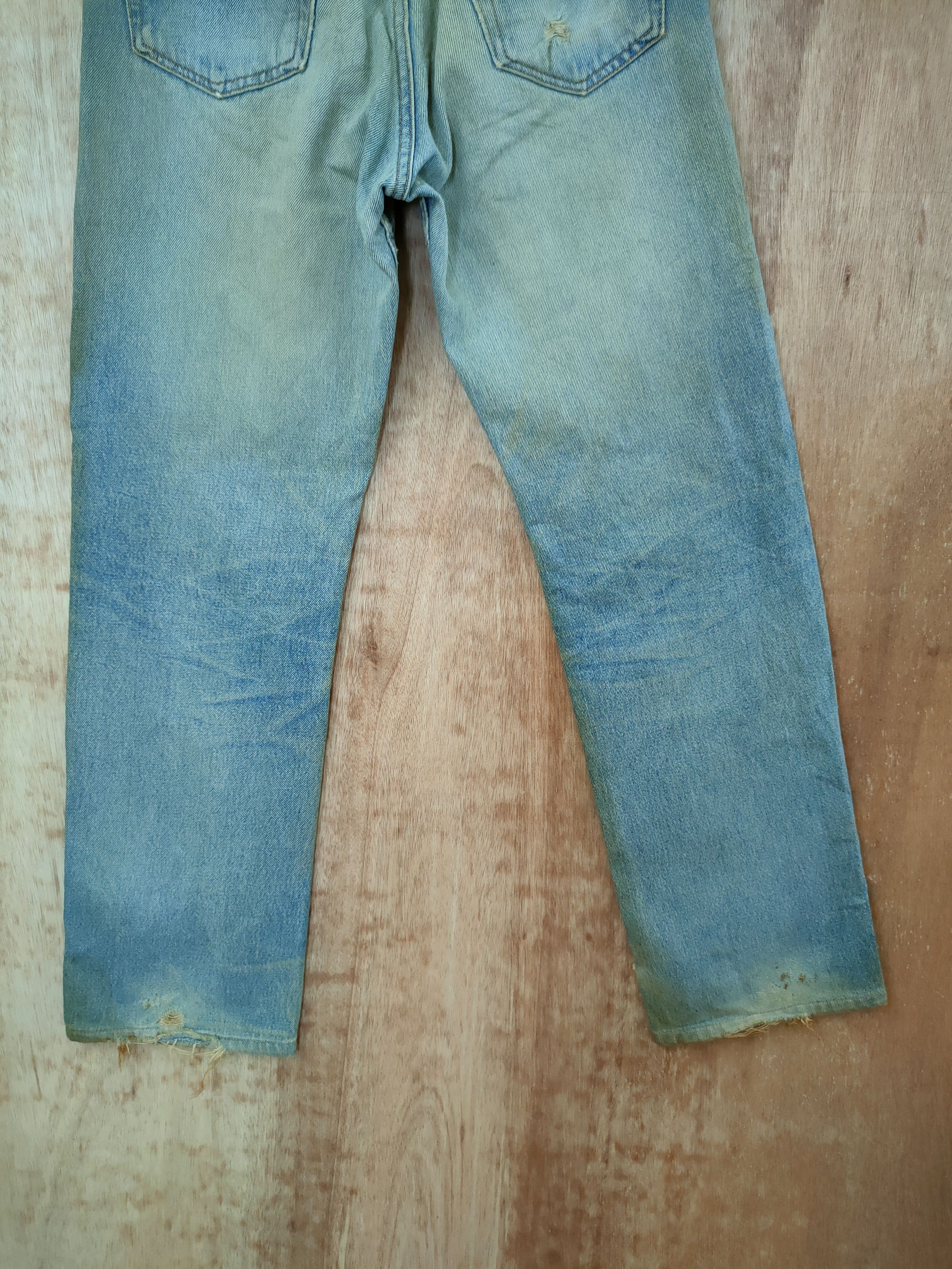 Levi's 501 levis vintage distressed denim pants #46-819 Size US 31 - 9 Thumbnail