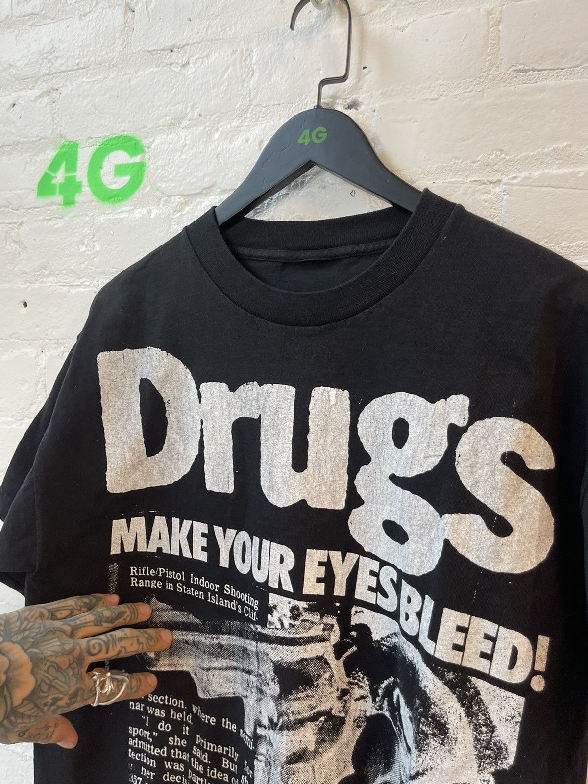 Vintage Vintage DRUGS MAKE YOUR EYES BLEED !!! INSANE Shirt Size US XL / EU 56 / 4 - 4 Thumbnail