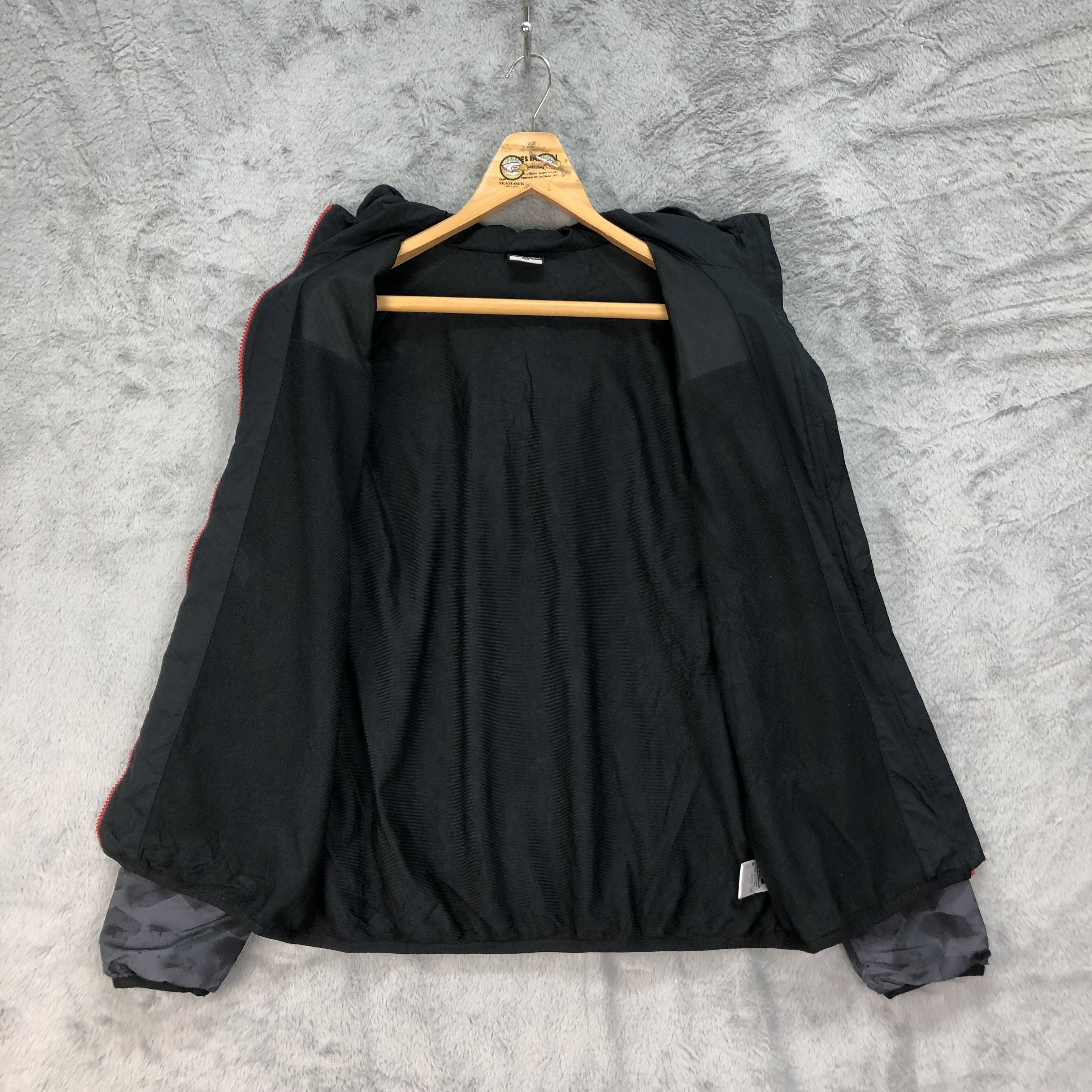 Under Armour Under Armour Back Big Logo Hooded Light Jacket #4732-166 Size US M / EU 48-50 / 2 - 8 Thumbnail