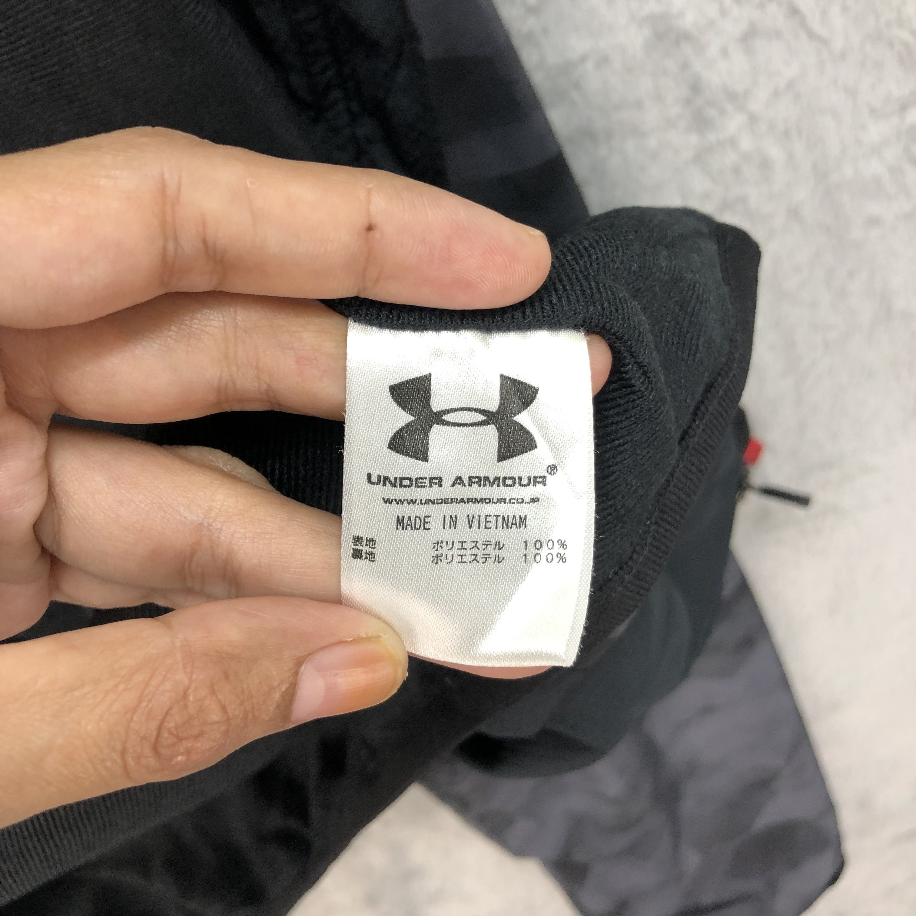 Under Armour Under Armour Back Big Logo Hooded Light Jacket #4732-166 Size US M / EU 48-50 / 2 - 10 Thumbnail