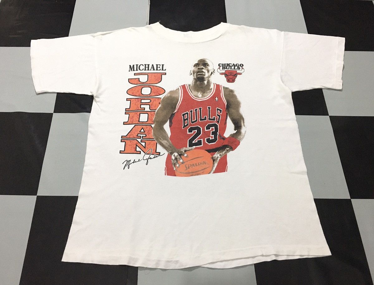Jordan Brand × Rap Tees × Vintage Vintage Michael Jordan Shirt Chicago Bulls 90 Single Stitch Size US L / EU 52-54 / 3 - 2 Thumbnail