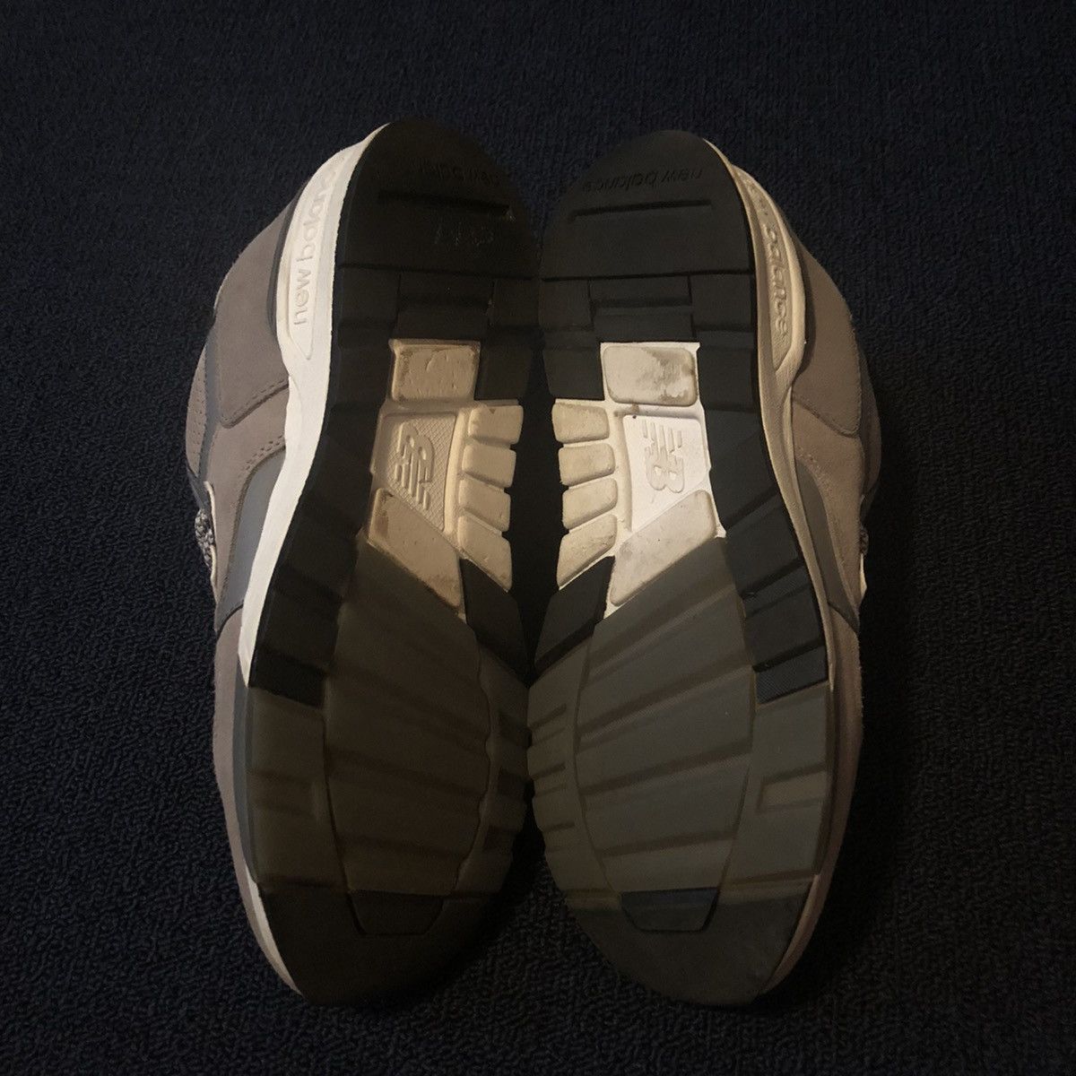 New Balance New Balance 597 Modern Classics Grey 3M Trainer Shoes Size US 8.5 / EU 41-42 - 6 Thumbnail