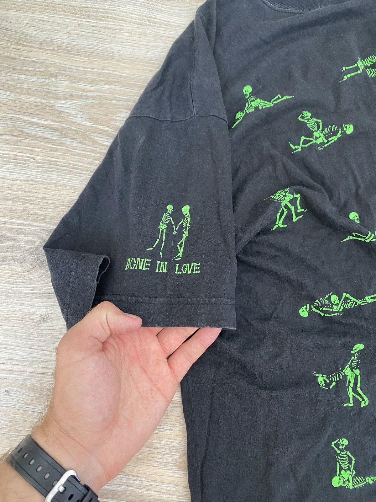 Vintage Vintage Bone In Love Kamasutra Sex Position T-Shirt Size US XL / EU 56 / 4 - 3 Thumbnail