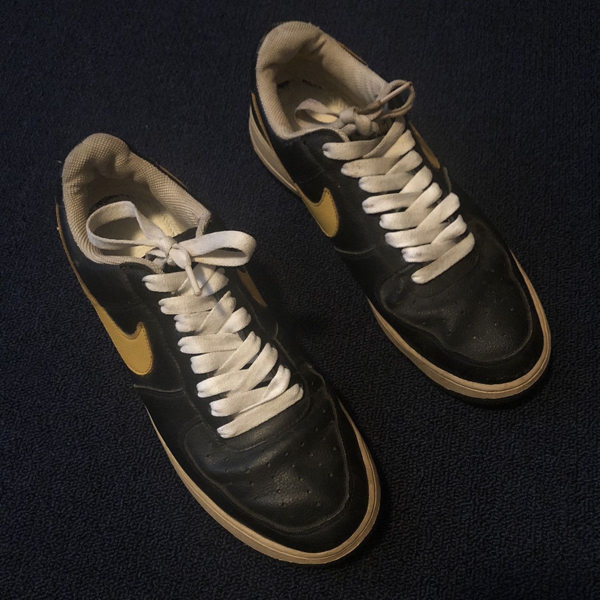 Nike × Vintage Vintage Nike Air Force 1 Black | University Gold Shoes 2004 Size US 9.5 / EU 42-43 - 2 Thumbnail