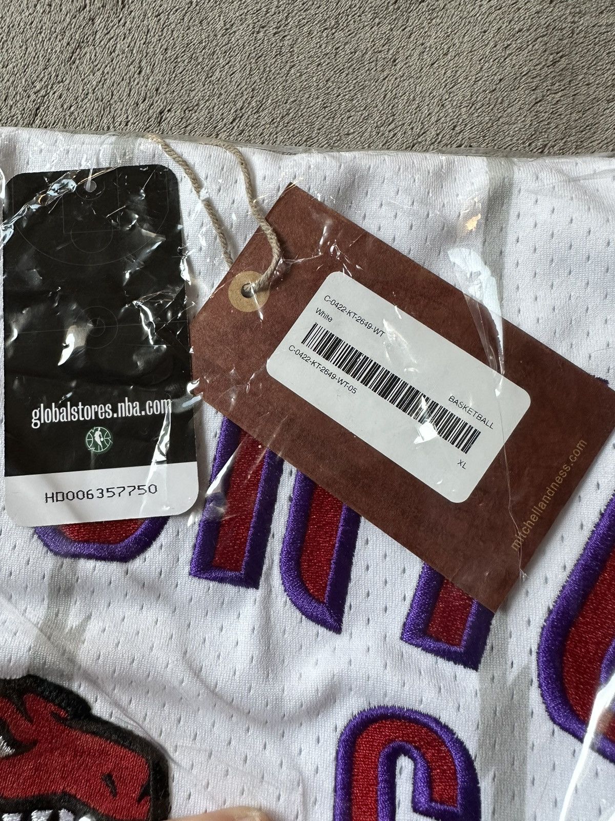 Mitchell & Ness × NBA × October's Very Own OVO Toronto Raptors x Mitchell & Ness Basketball Jersey Size US XL / EU 56 / 4 - 8 Thumbnail