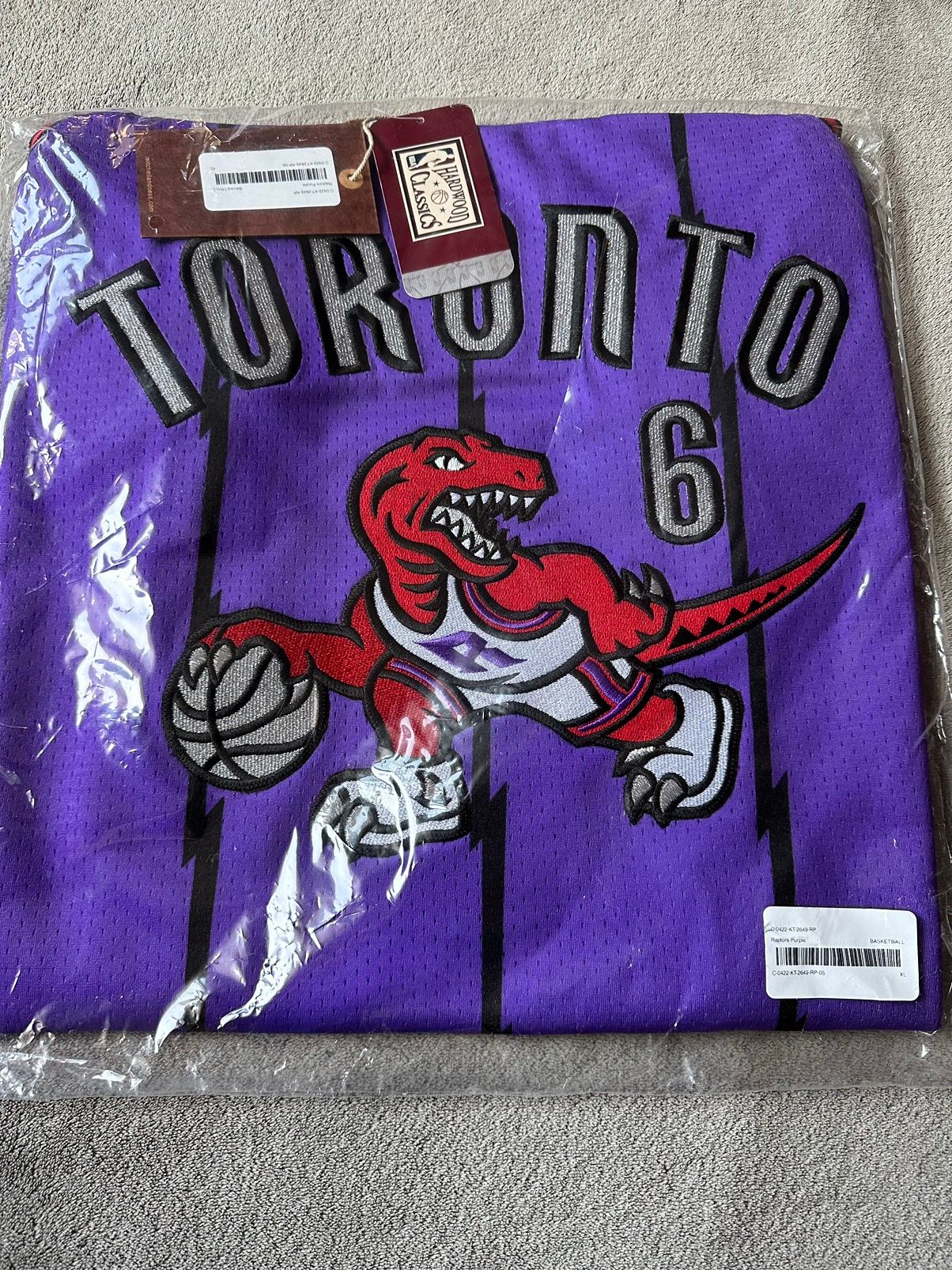 Octobers Very Own OVO Toronto Raptors x Mitchell & Ness Basketball Jersey Size US XL / EU 56 / 4 - 1 Preview