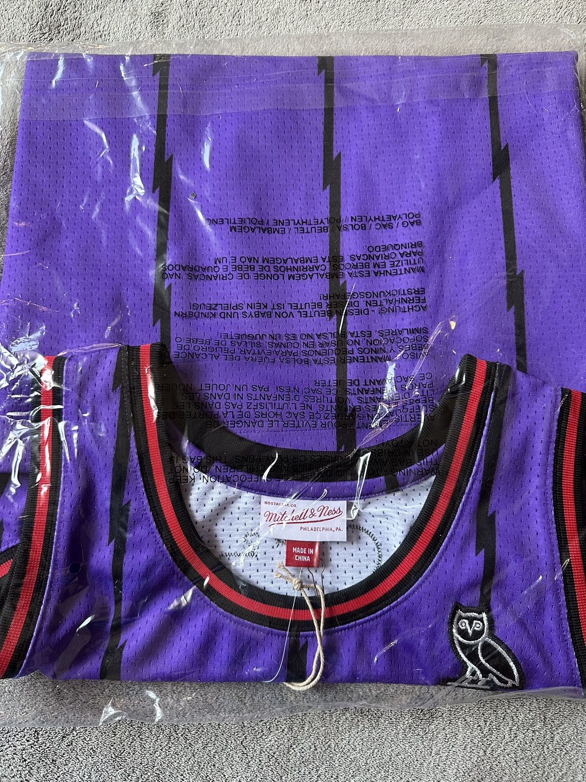 Mitchell & Ness × NBA × October's Very Own OVO Toronto Raptors x Mitchell & Ness Basketball Jersey Size US XL / EU 56 / 4 - 5 Thumbnail
