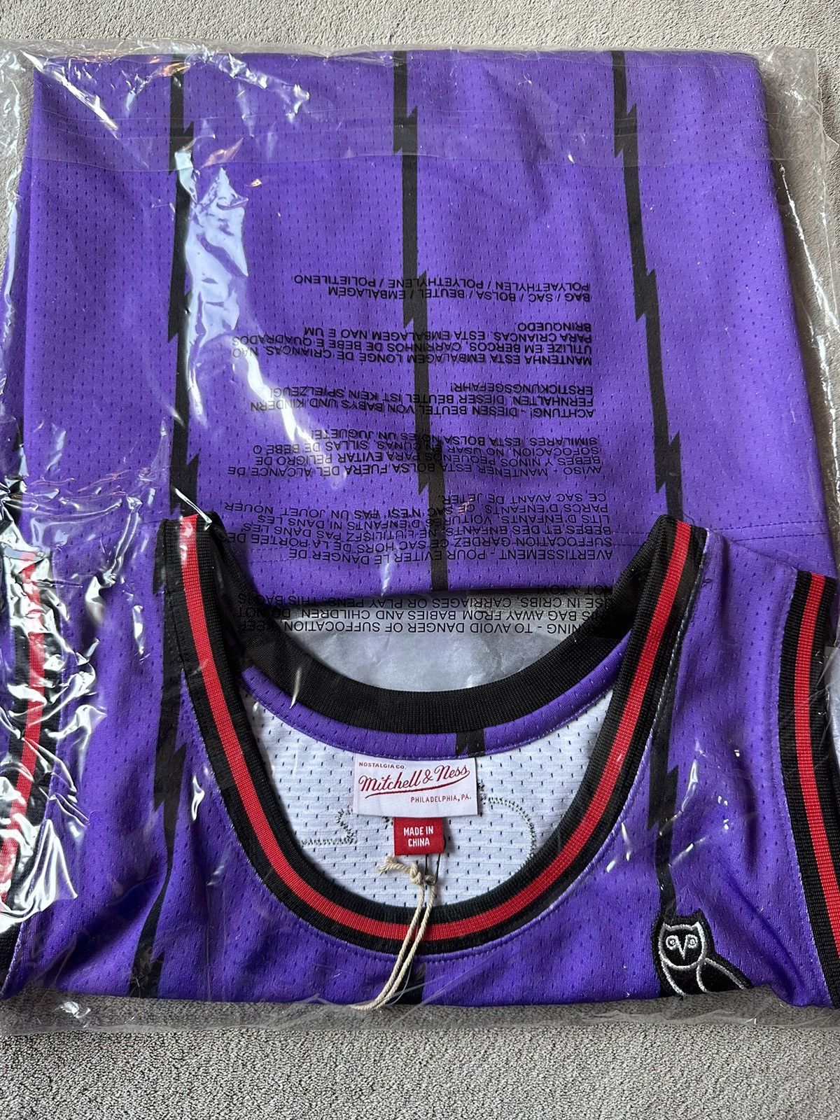Mitchell & Ness × NBA × October's Very Own *SIZE 3XL* OVO Toronto Raptors x Mitchell & Ness NBA Jersey Size US XXL / EU 58 / 5 - 2 Thumbnail