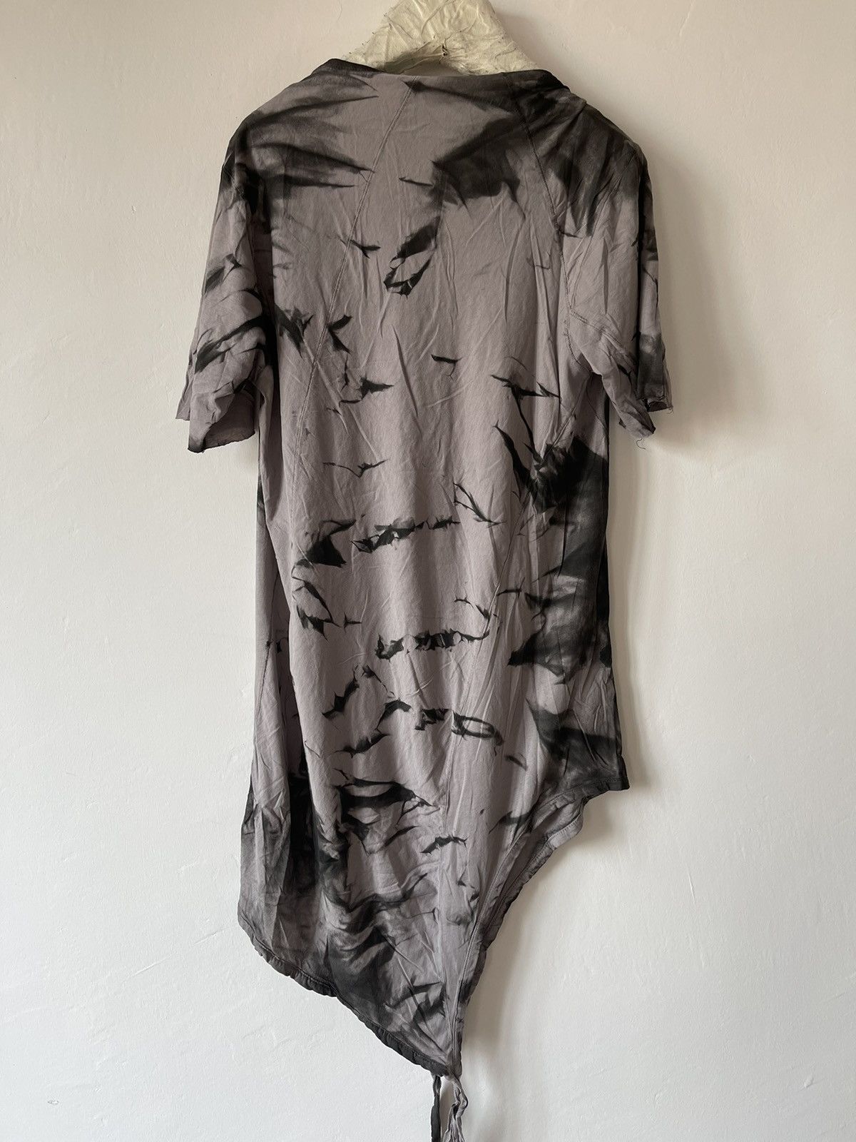 Army Of Me Army Of Me asymmetric t-shirt smoke Size US M / EU 48-50 / 2 - 3 Thumbnail