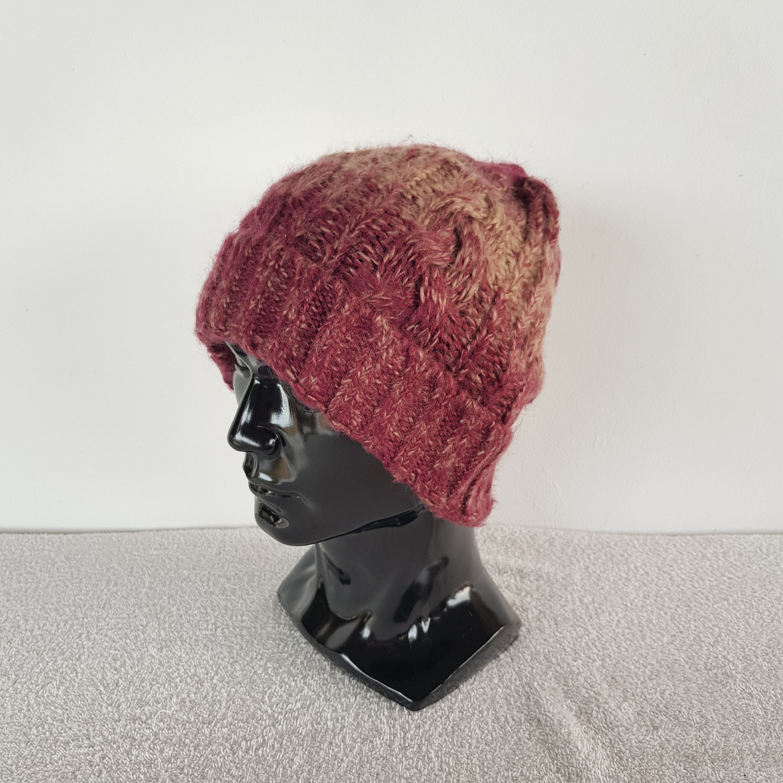 Japanese Brand × Vintage Japanese Ombree Beanie Snow Cap Knitted Crochet Hats Size ONE SIZE - 1 Thumbnail