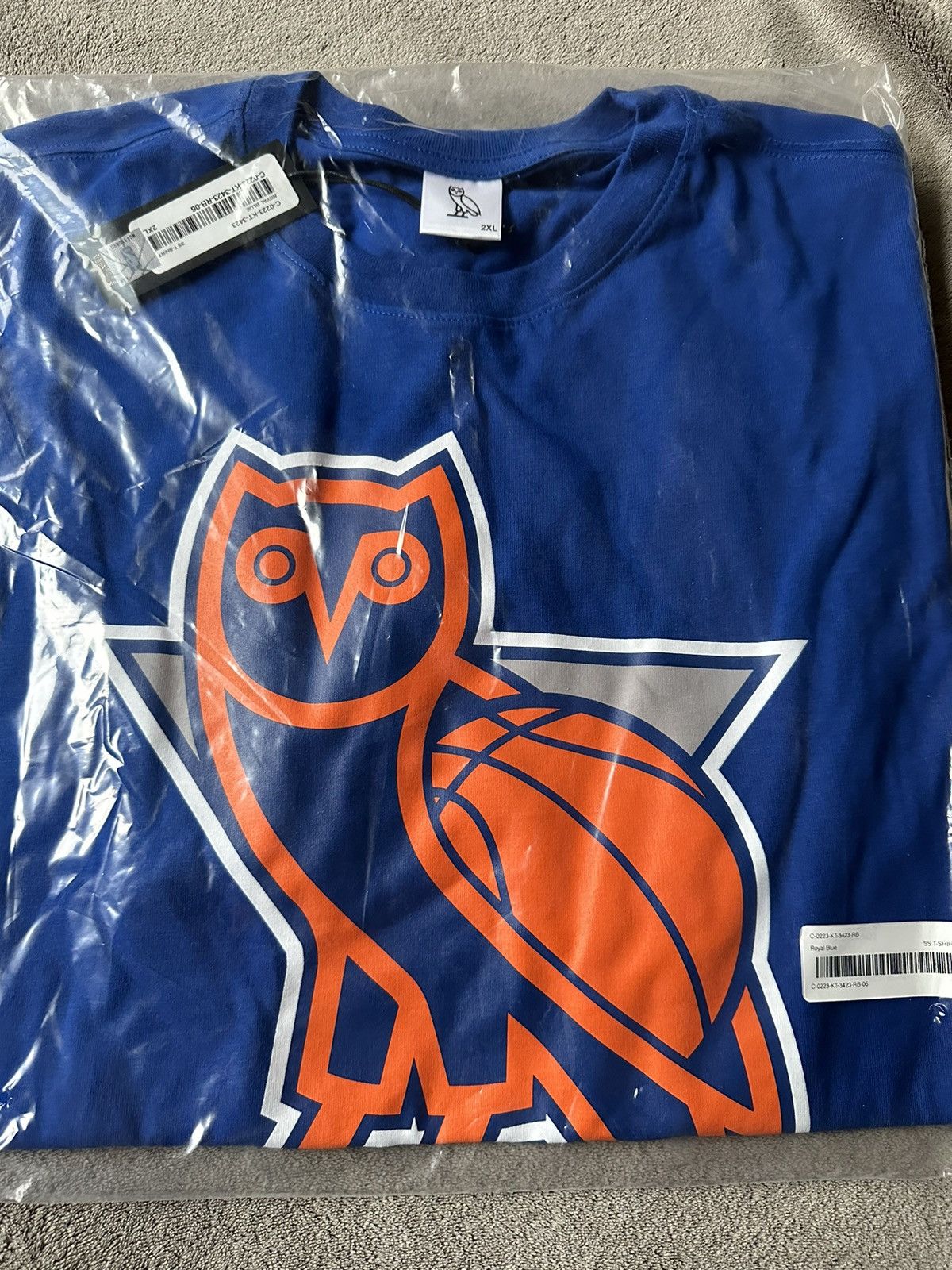 Octobers Very Own OVO x NBA New York Knicks OG Owl T-Shirt RARE ...