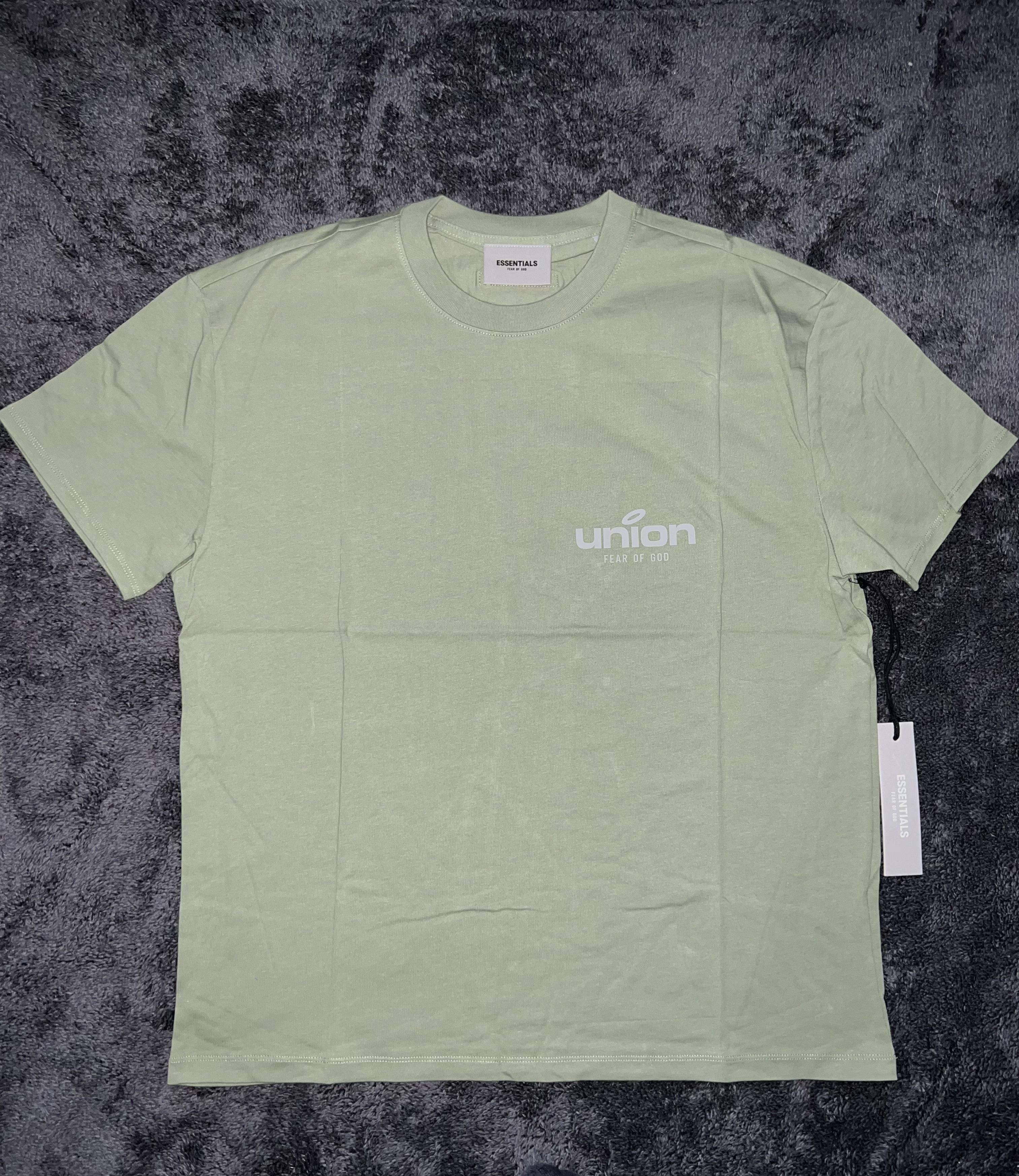 Fear of God × Union LA Fear of God Essentials Union Collab Green T-Shirt Size S Size US S / EU 44-46 / 1 - 2 Thumbnail