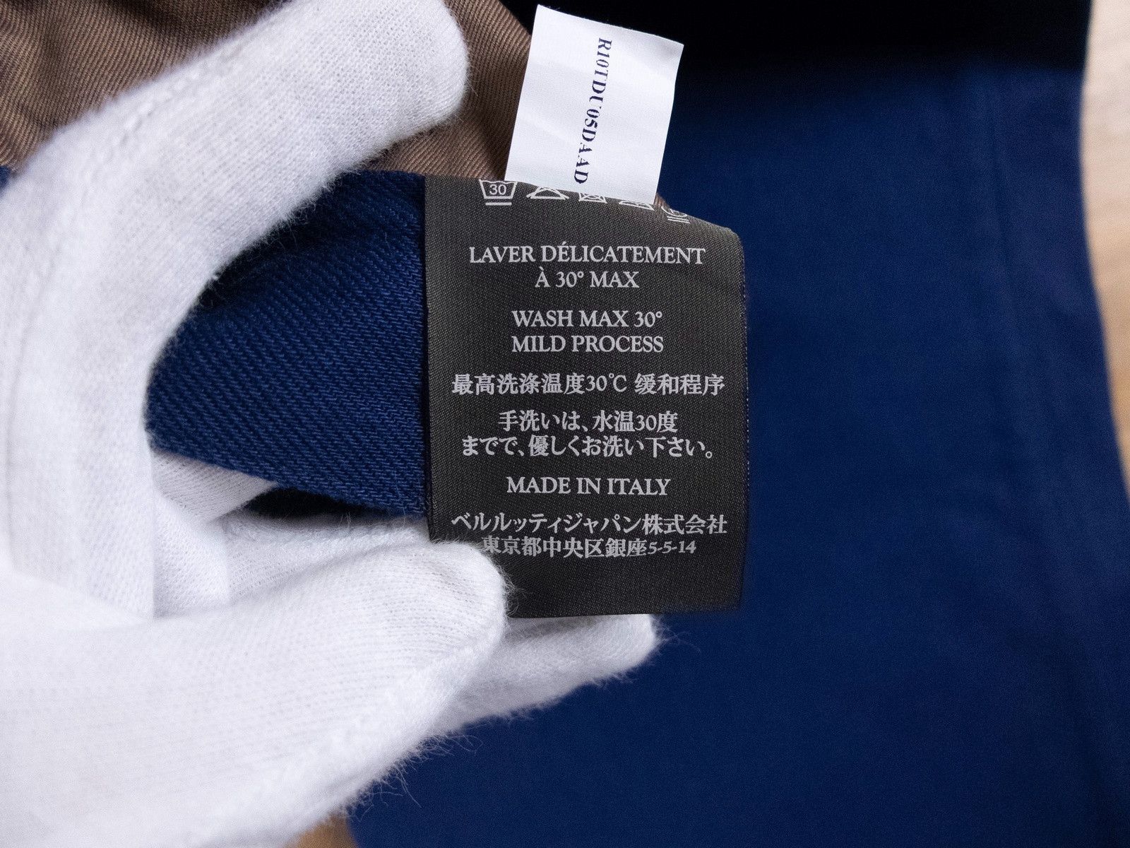 Berluti BERLUTI Paris solid blue slim fit jeans Size 36 authentic Size US 36 / EU 52 - 7 Thumbnail