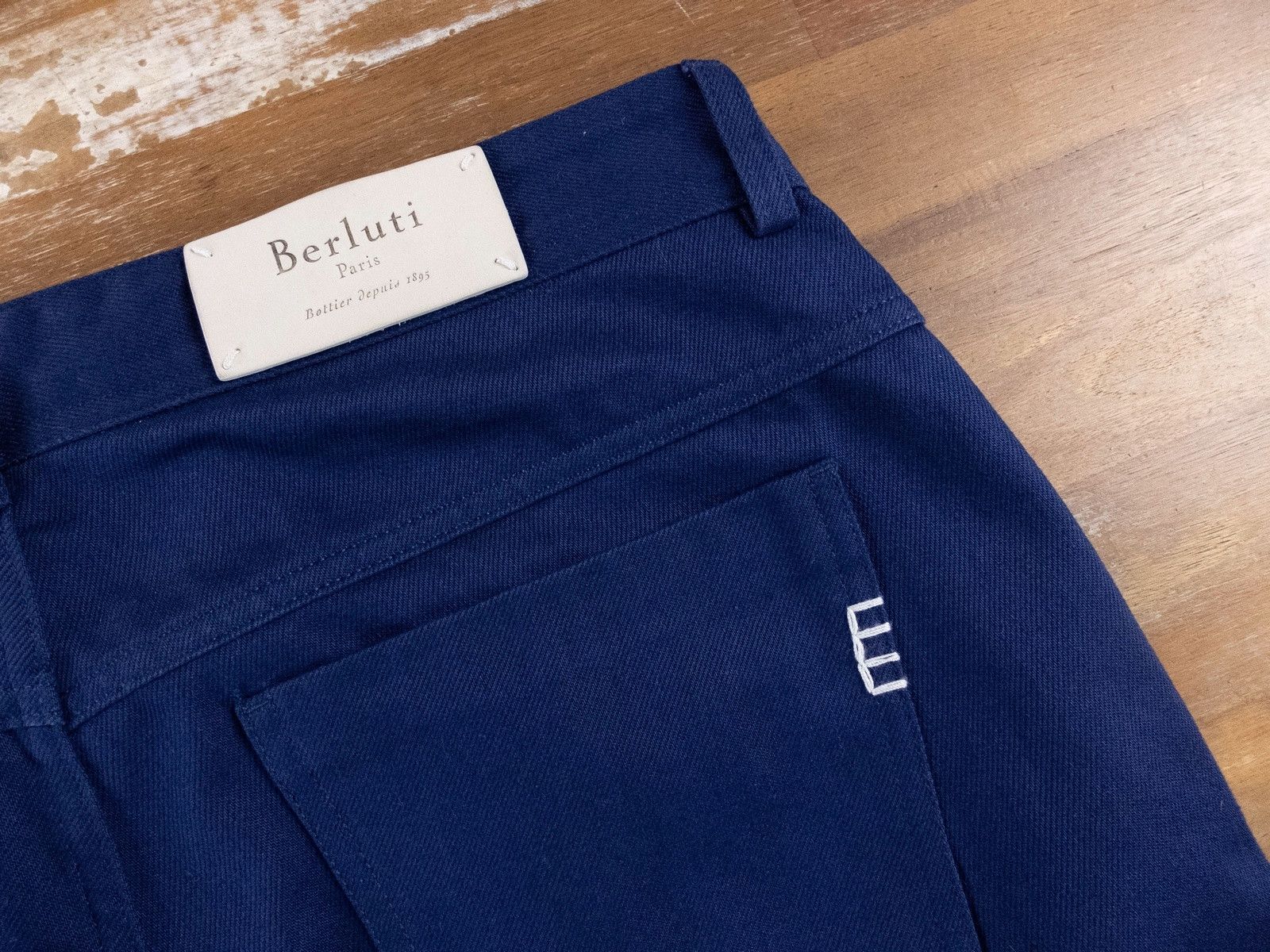 Berluti BERLUTI Paris solid blue slim fit jeans Size 36 authentic Size US 36 / EU 52 - 9 Thumbnail