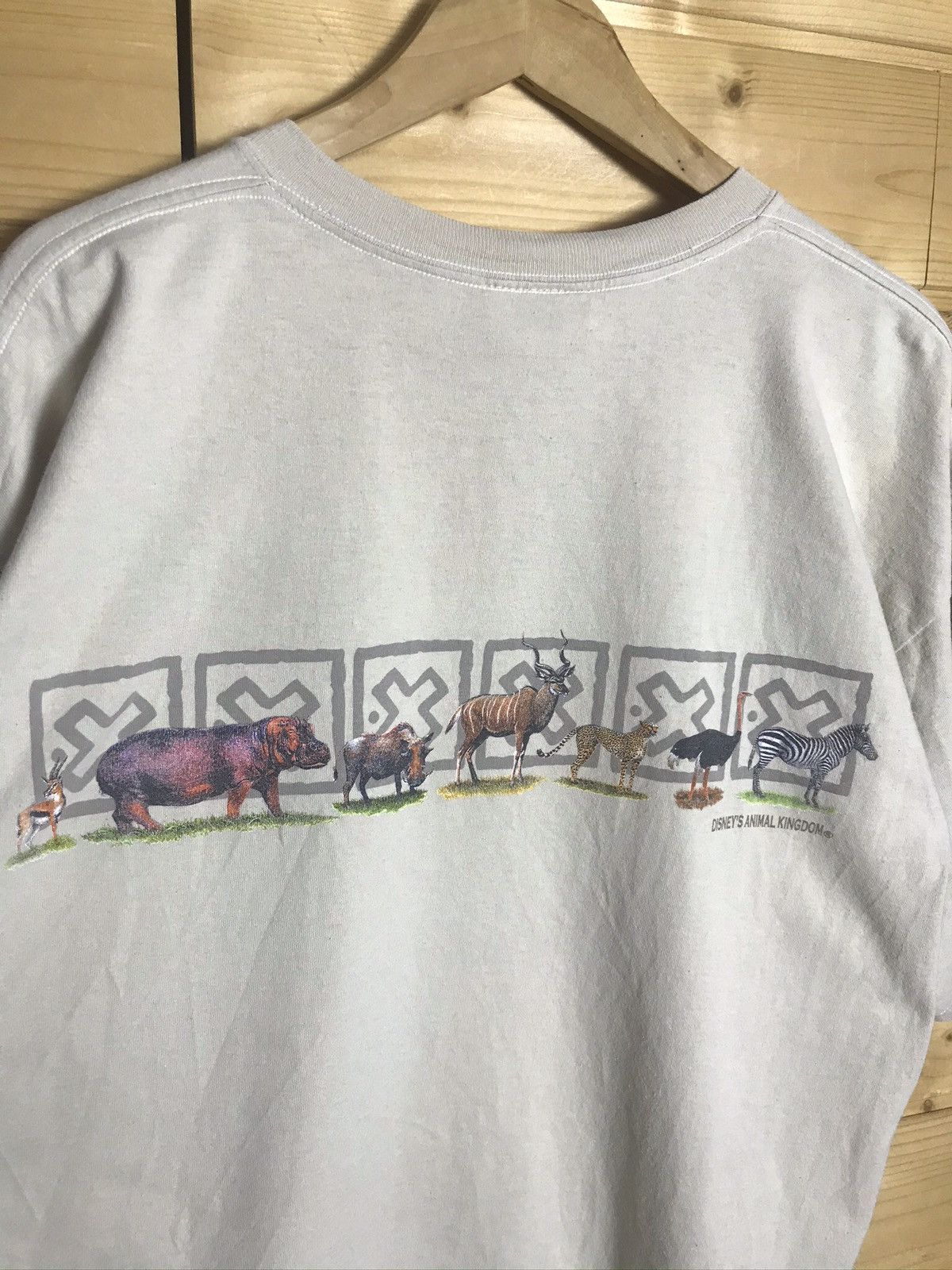 Disney vintage Disney t-shirt Size US XL / EU 56 / 4 - 8 Thumbnail