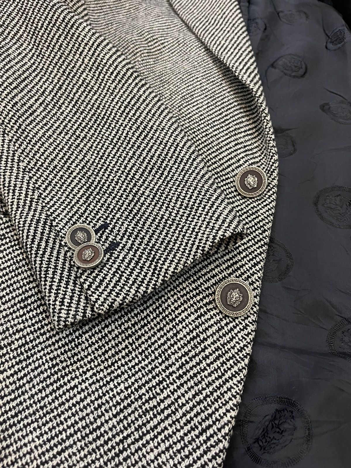Versace × Versus Versace × Vintage Versus Gianni Versace Button Blazer Size L Size 38L - 1 Thumbnail