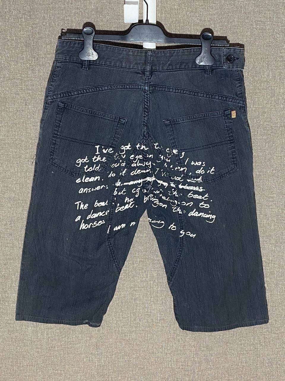 John Richmond × Richmond Denim × Vintage 90s Vintage Richmond Denim Inscription Designer Shorts Size US 31 - 1 Thumbnail